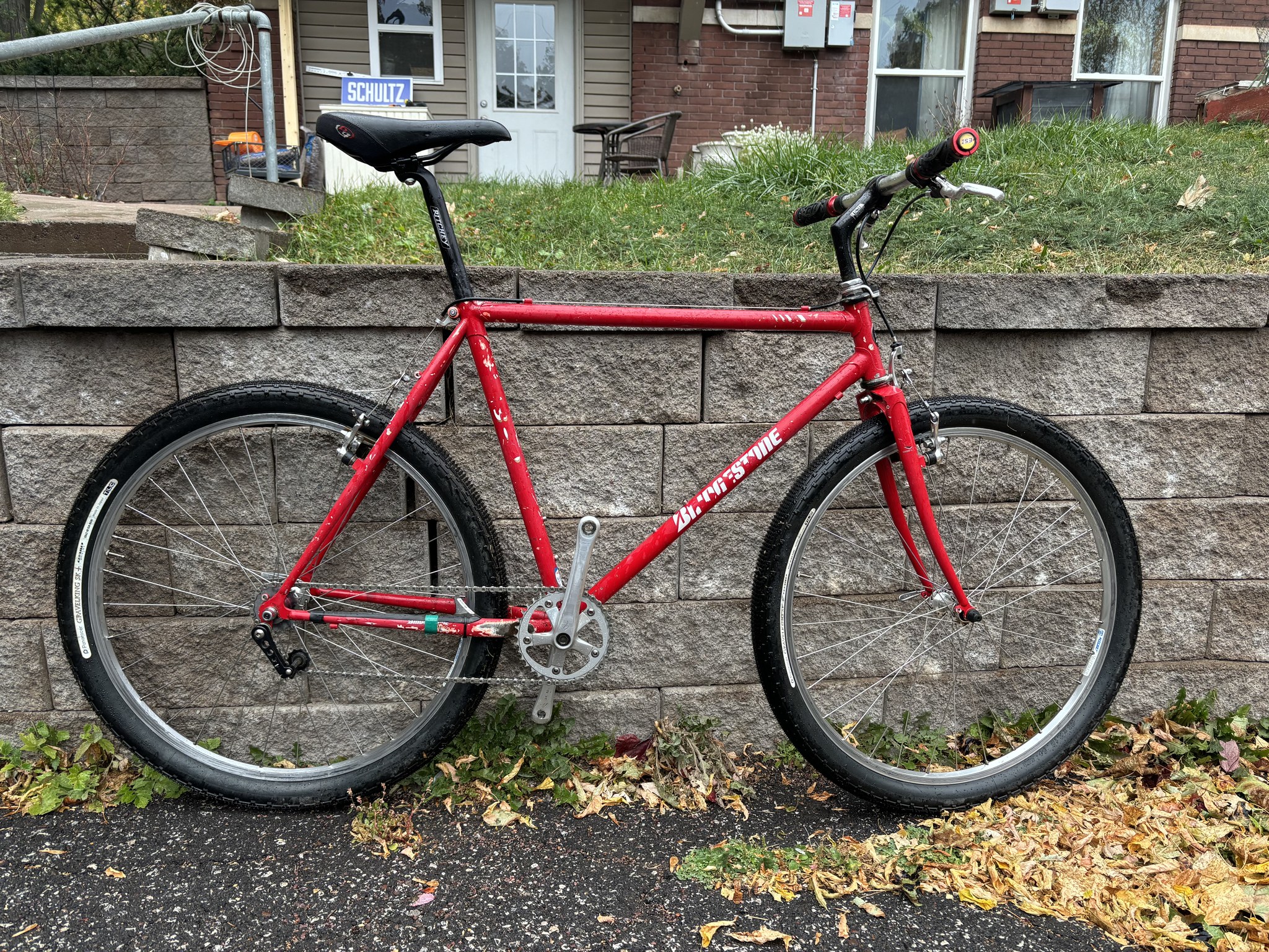 Are Ritchey Logic forks on 1990 MB-Zip bikes lugged?