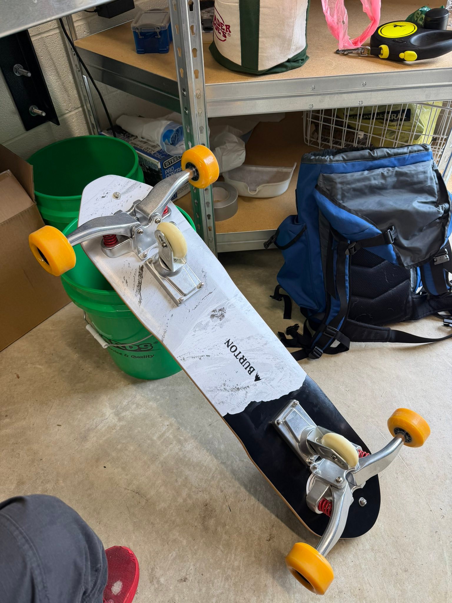 longboard that rides like a snowboard Ride Warpig 2026 mountain board designed to ride like a WARPIG so you can tackle any and all terrain the mountain has to offer Riding a custom skateboard with