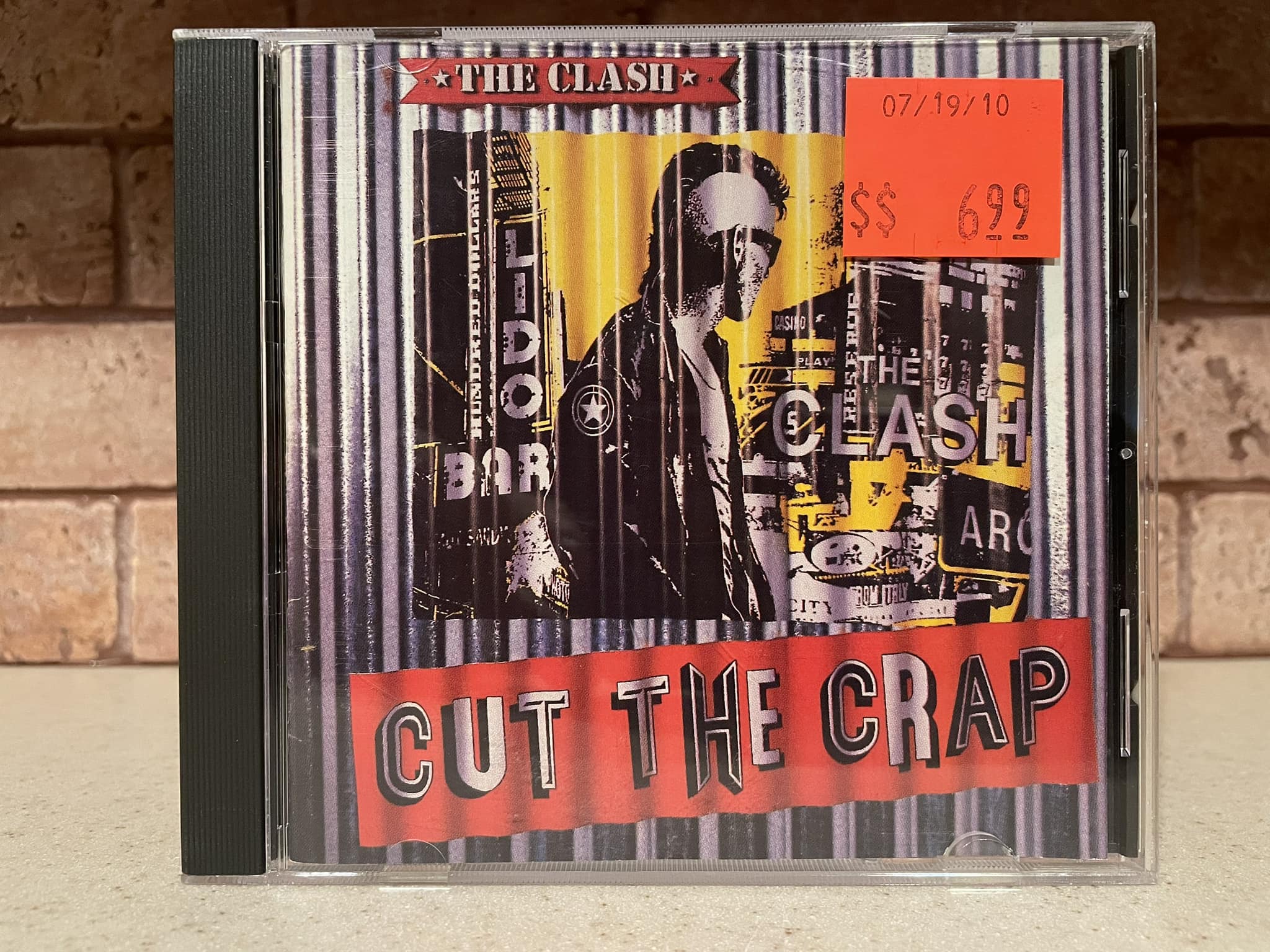 THE CLASH “CUT THE CRAP” LP 1985 Okay people! Bring it on! 😄