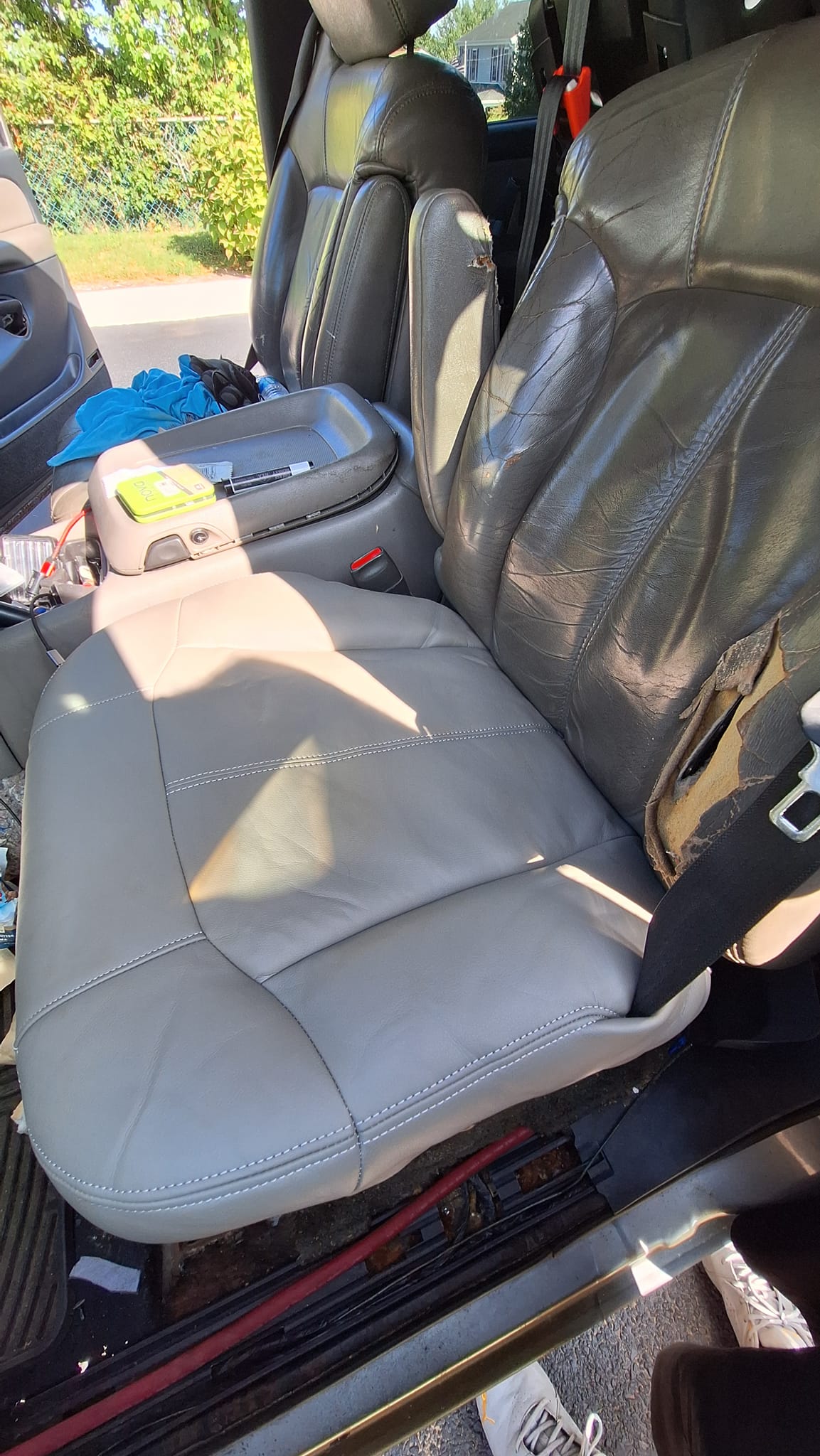 04 05 06 Chevy Silverado 2500HD LS Driver Lean Back Leather Seat Cover Dark Gray