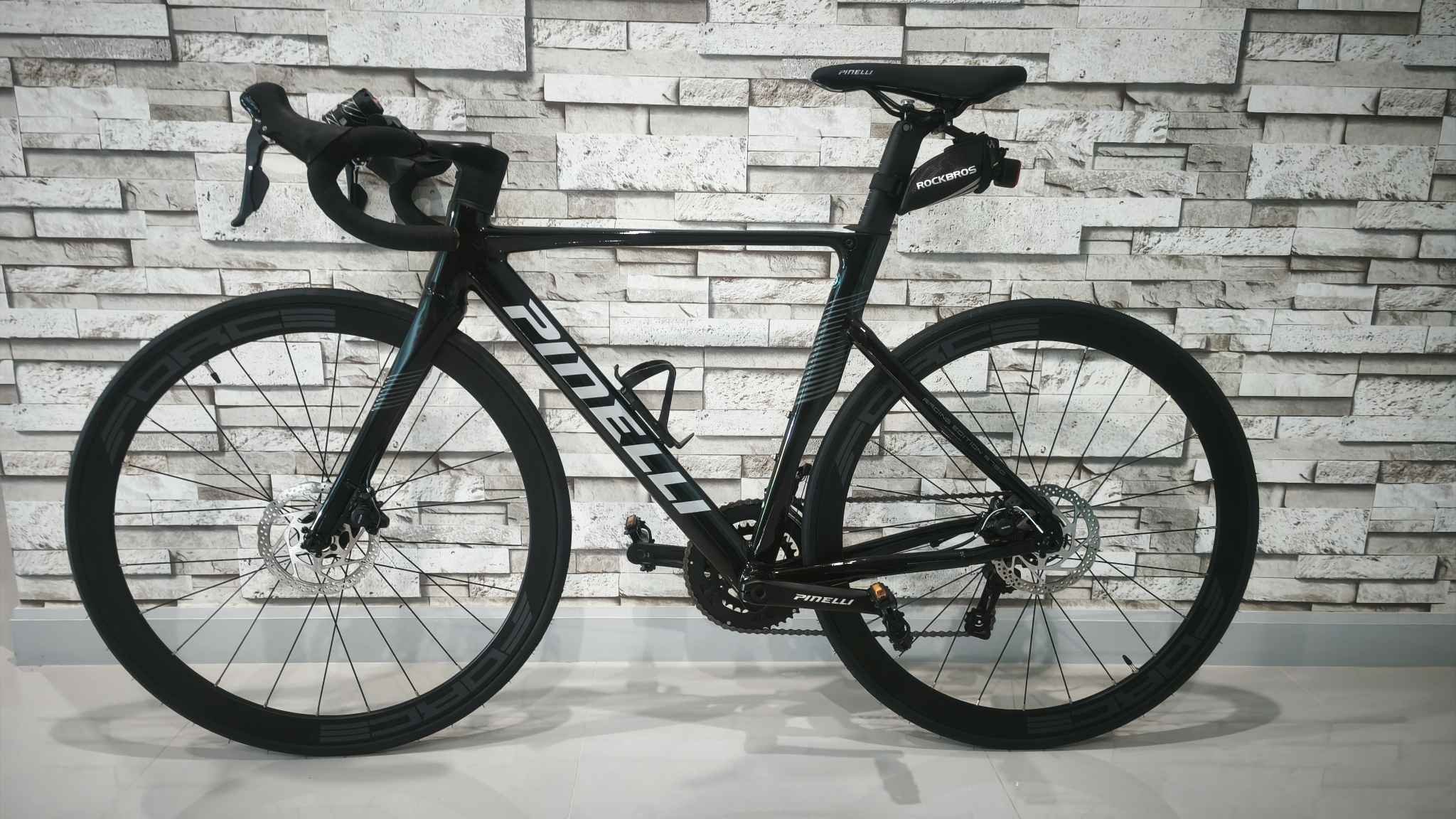 ตลาดนัดเสือหมอบ | Pinelli r780 ไซส์ 52 ชุดขับ shimano sora เฟรมอลู ...