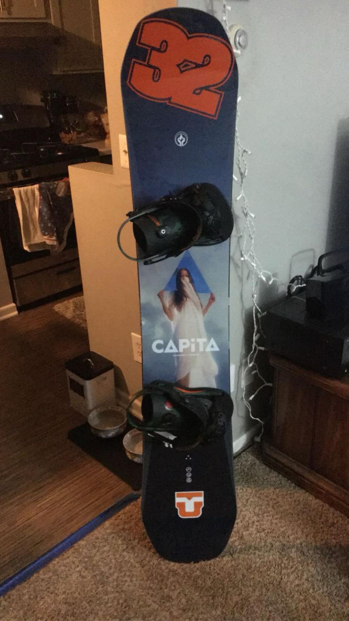 Capita DOA 155w snowboard with Cartel bindings