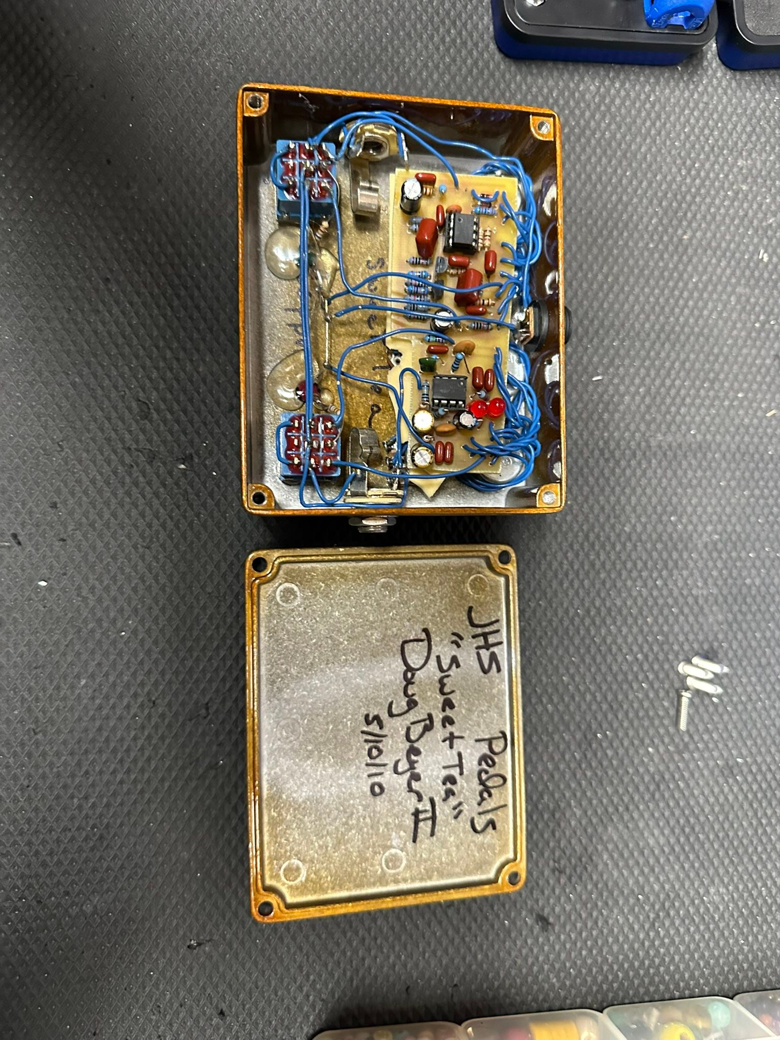 What production year is my Sweet Tea v1 pedal?