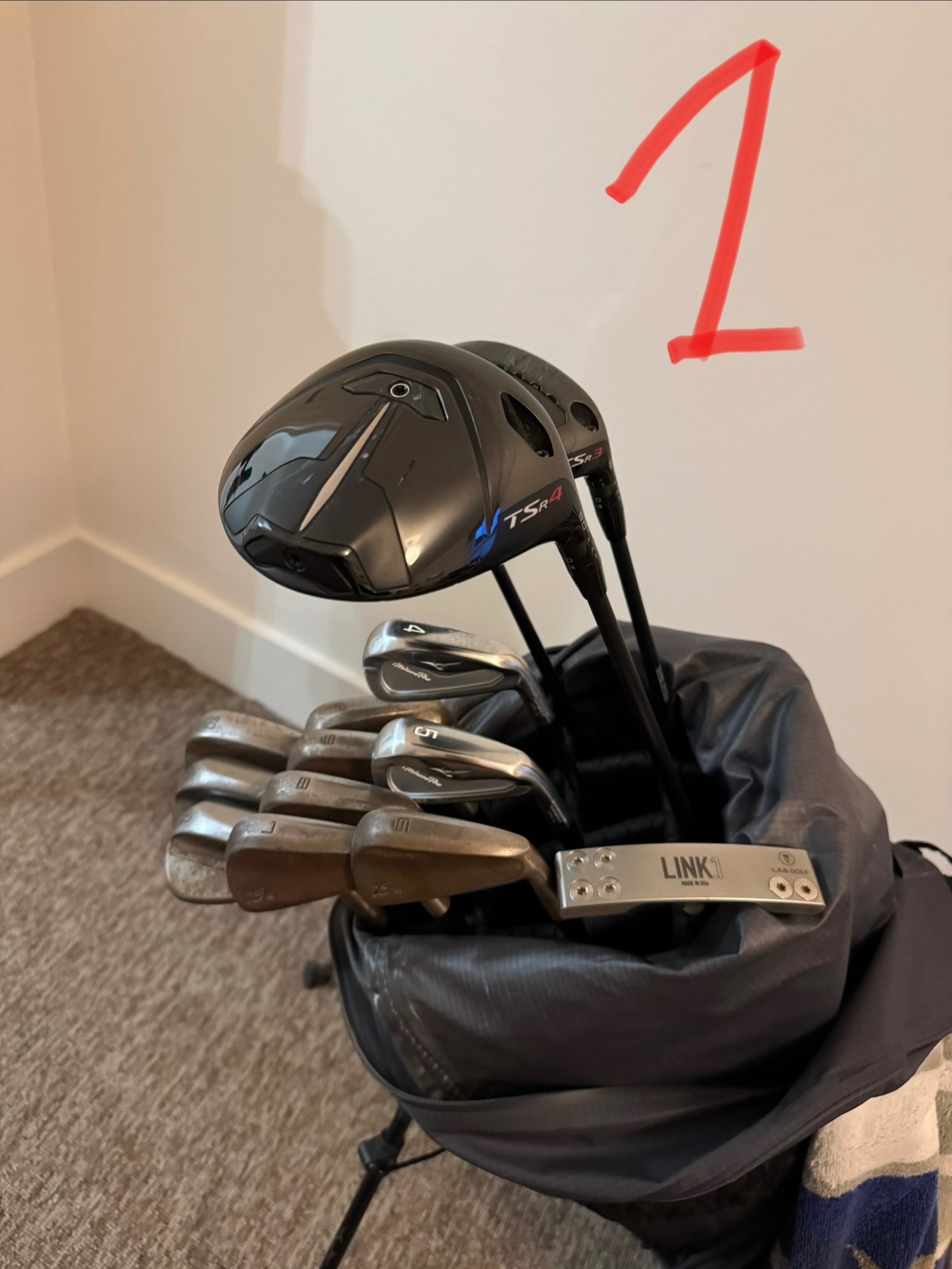Set 1: Driver : titleist tsr4; 9 deg, diamana wb63s 3w: titleist 