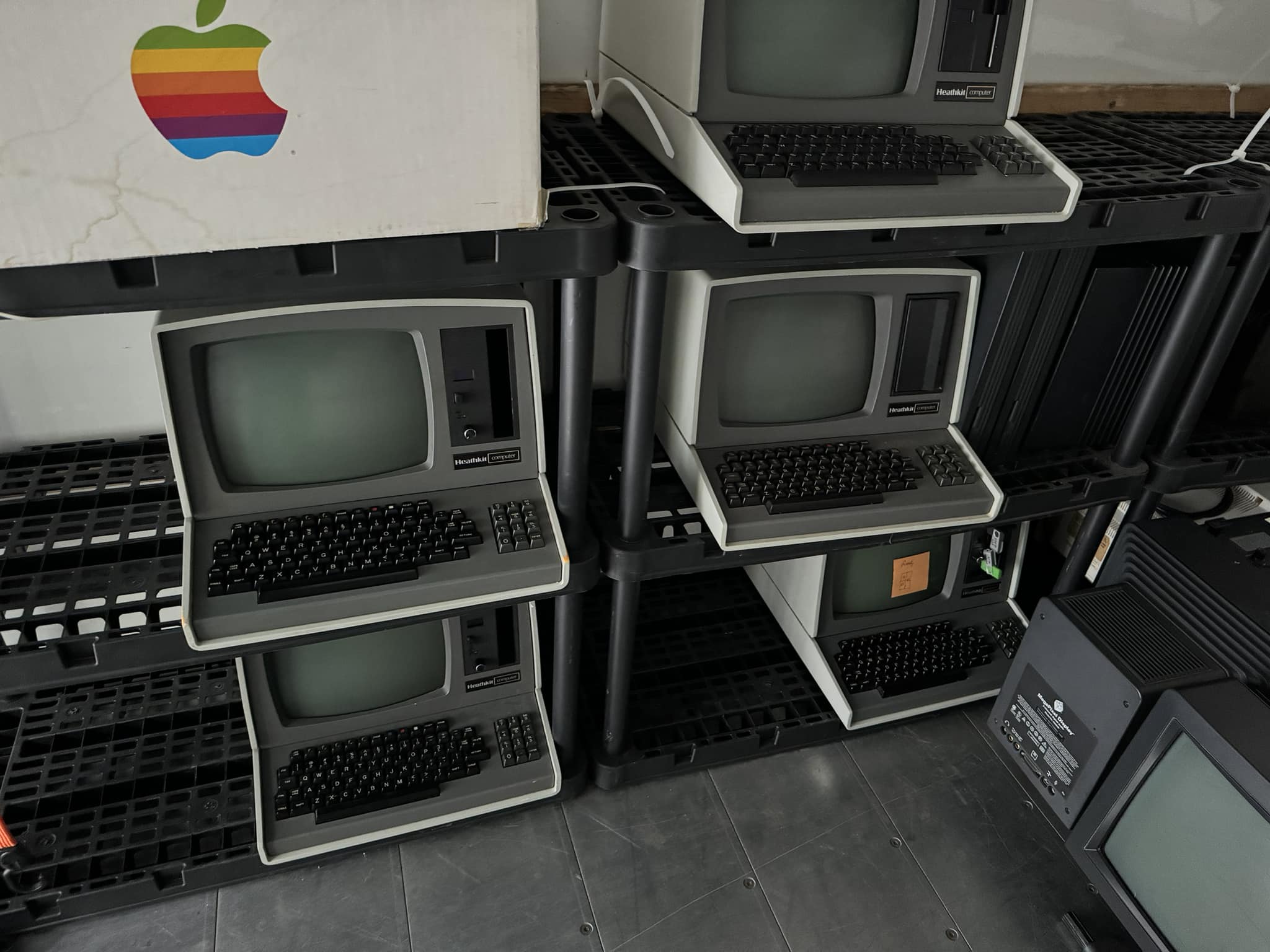 Portable CP/M machines with nicer screens