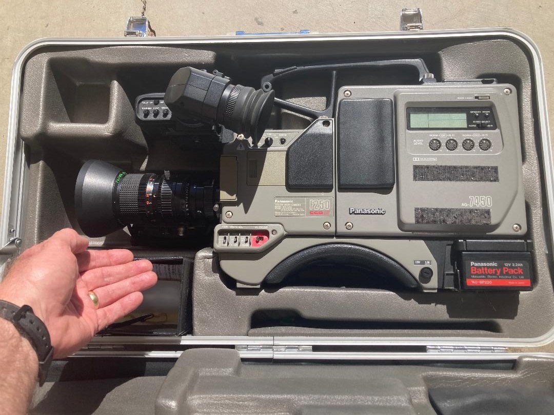 How to use a Panasonic P250 broadcast camera?