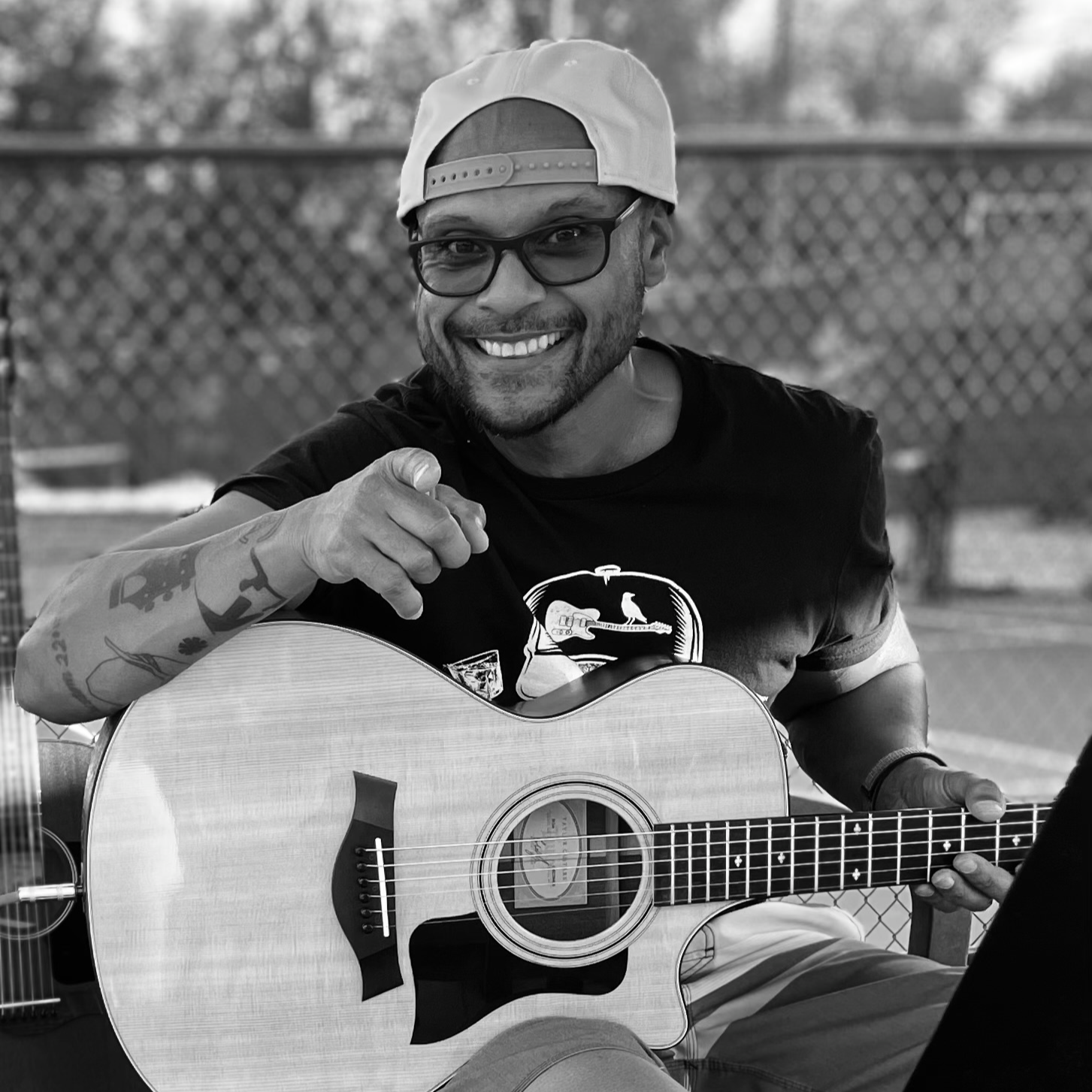 A little snippet of how I approach Cartoons acoustically with “Fahd ...