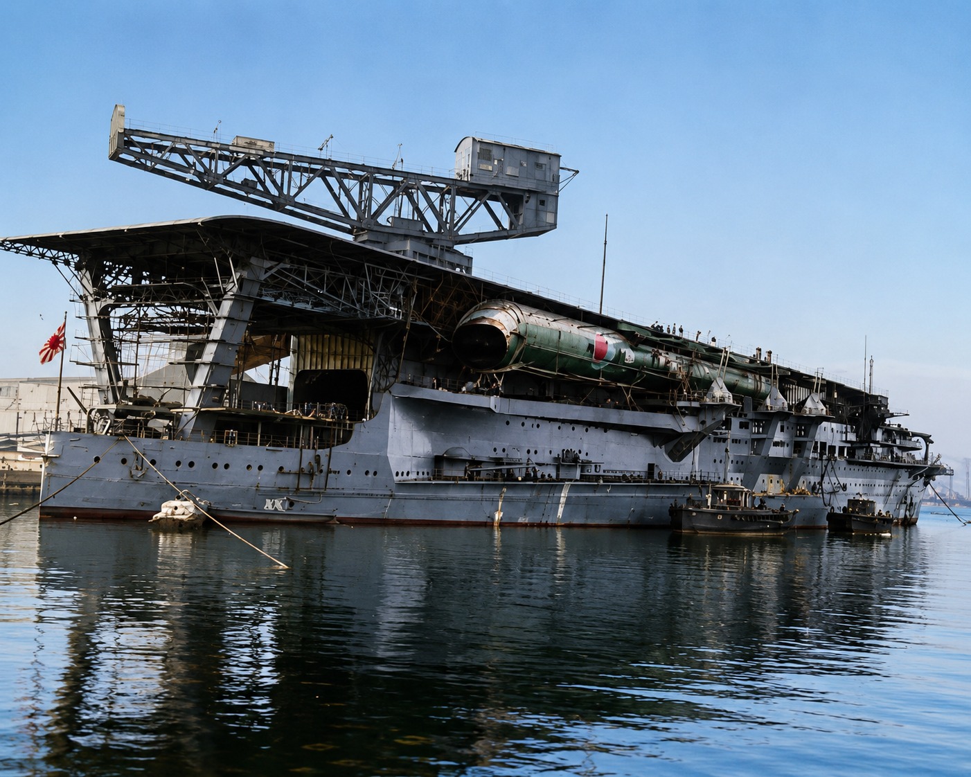 マリン The Japanese aircraft carrier Kaga is shown here nearing