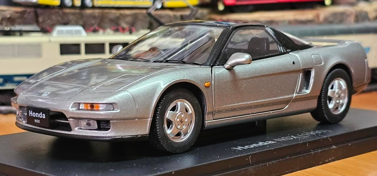 DCCL_H Honda NSX (1990) 1:24 Honda NSX 円 Honda NSX 5X ን Honda