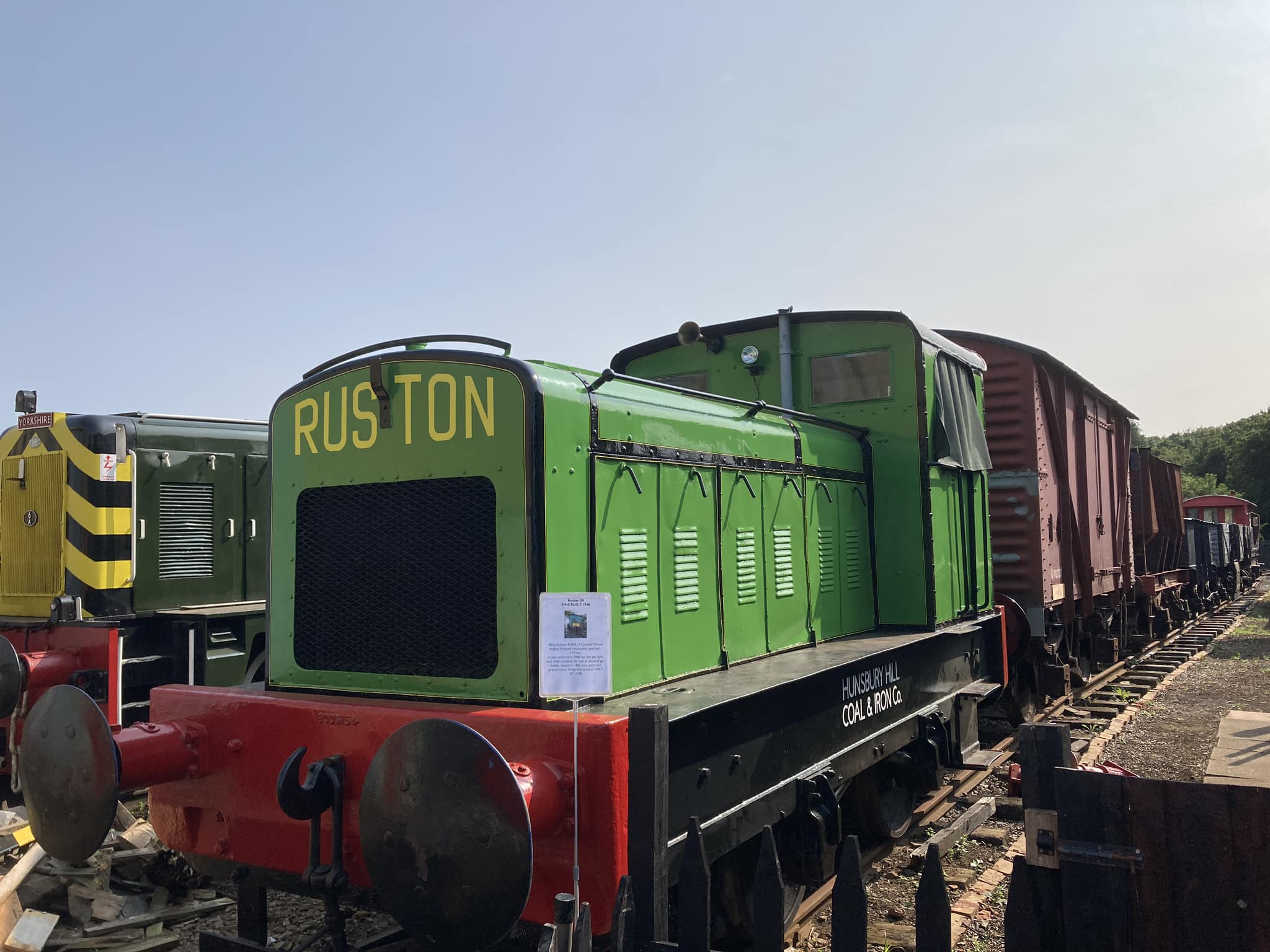 Ruston Rainbow - Accurascale Reveal O Gauge Samples – Rails