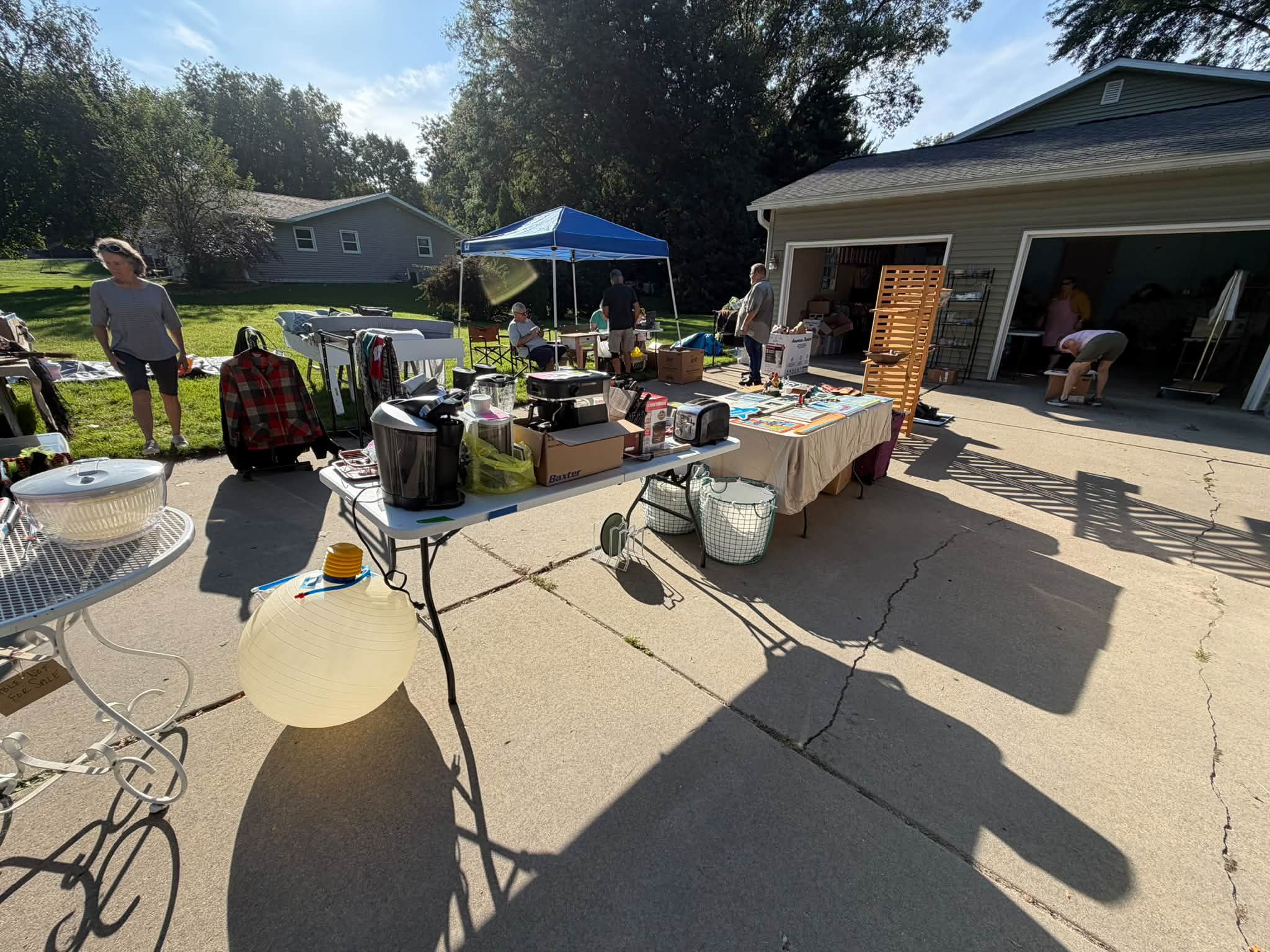 HUGE MULTI-FAMILY GARAGE SALE DATES: 9/10-9/12 TIME: 8a - 4p. 1710