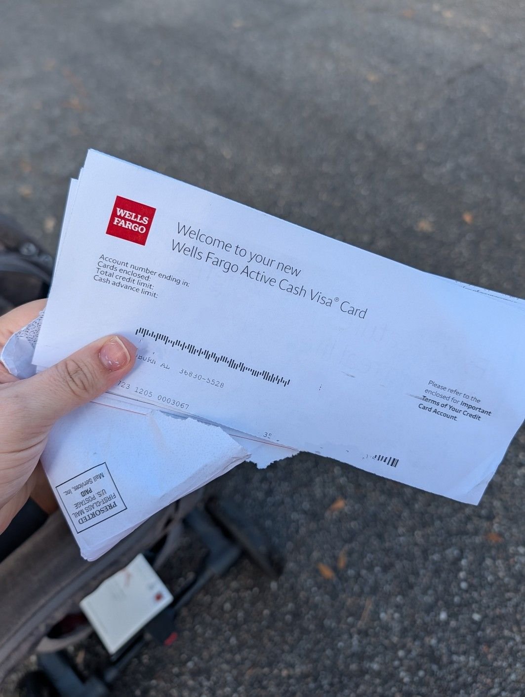 Anyone having issues with their mail being opened? | Facebook