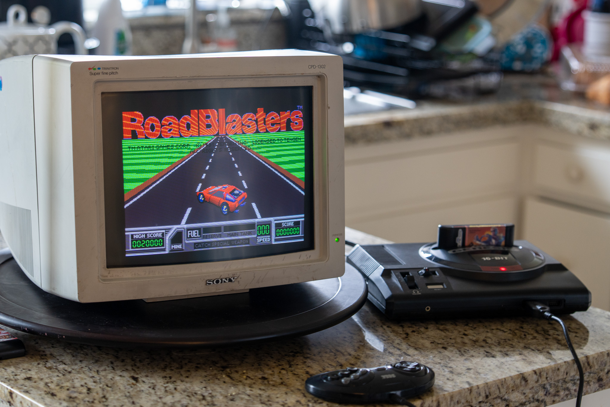 Sony CPD-E230 retro gaming monitor compatibility?
