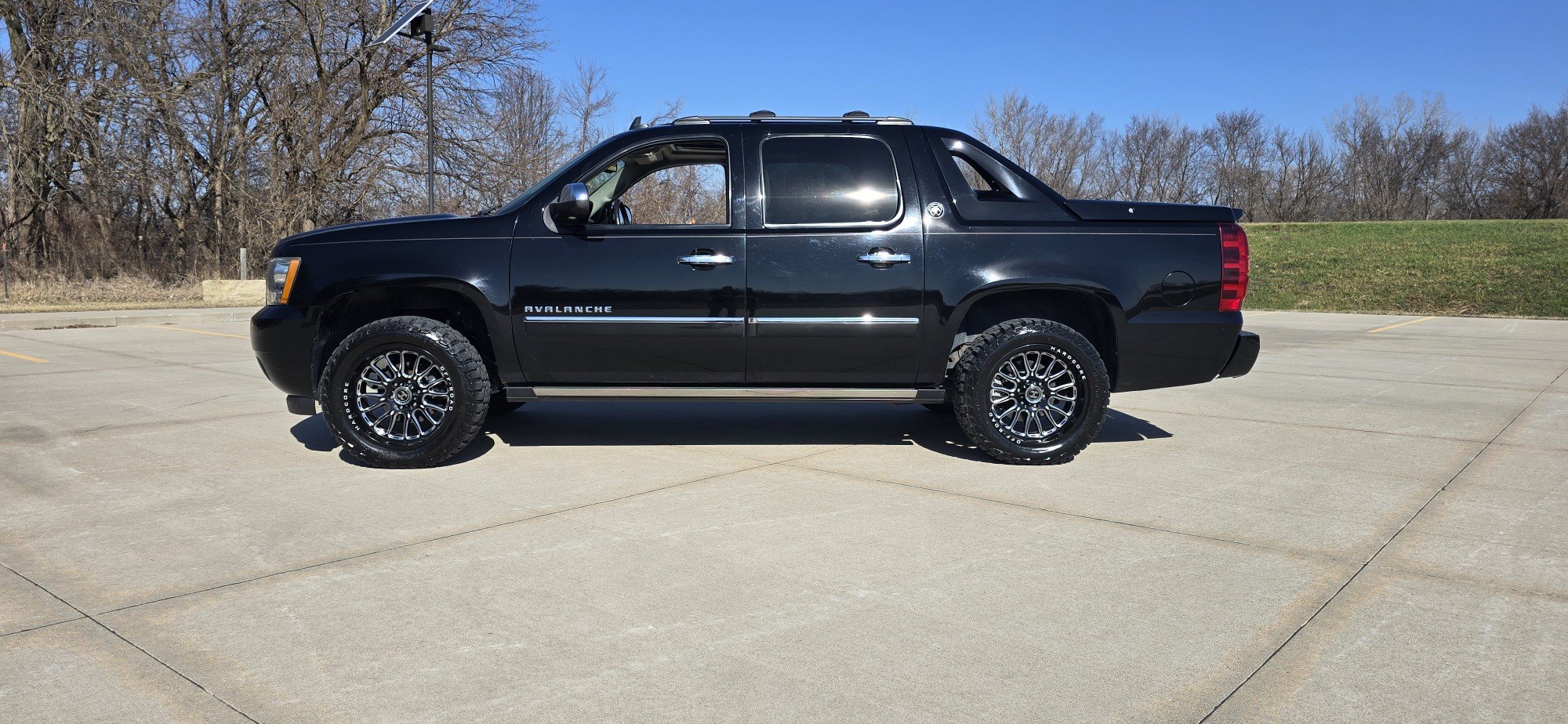 Hey this is my 2012 avalanche with 2
