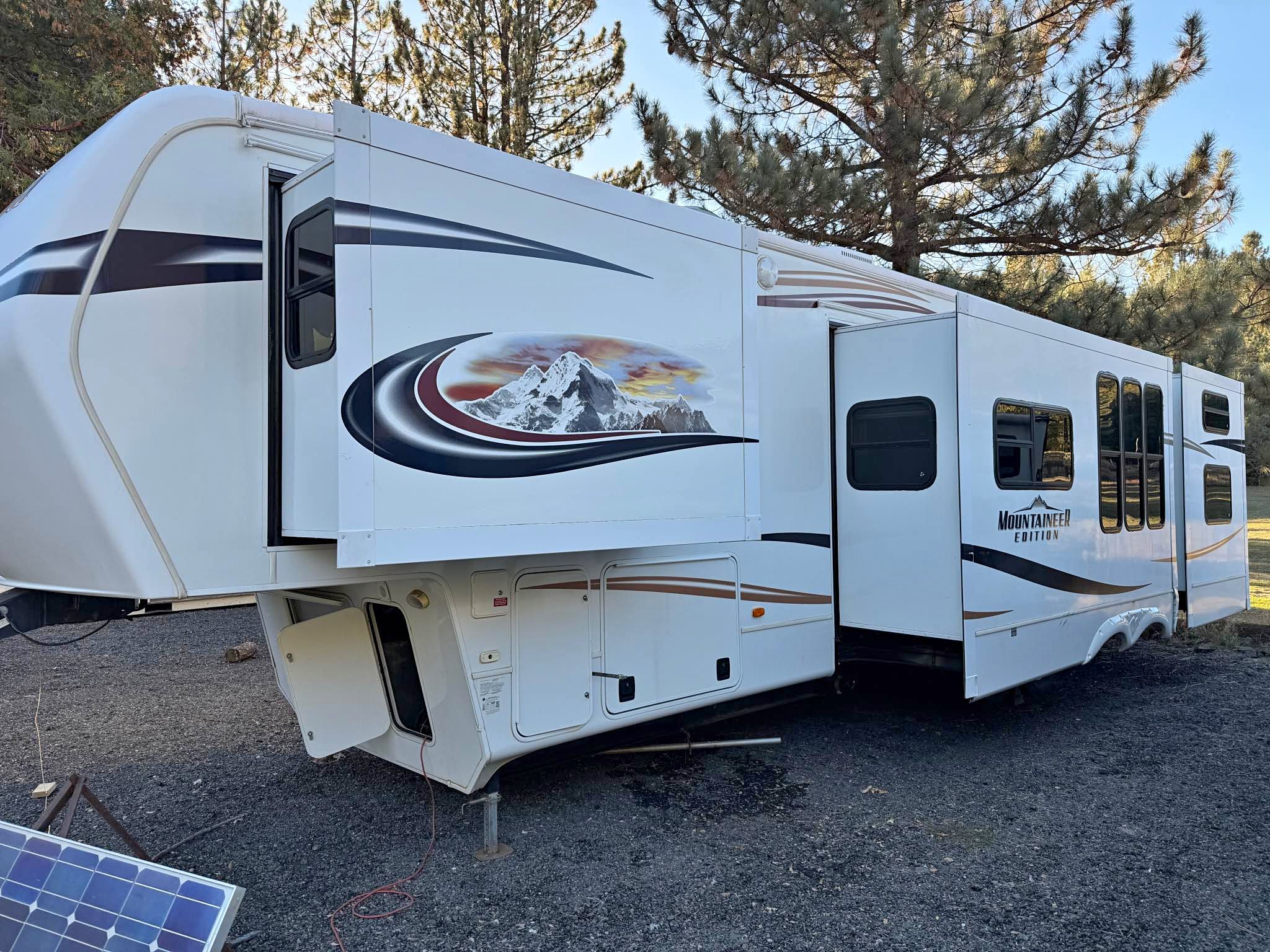 2012 Keystone Montana Mountaineer - RVs & Campers - San Marcos ...