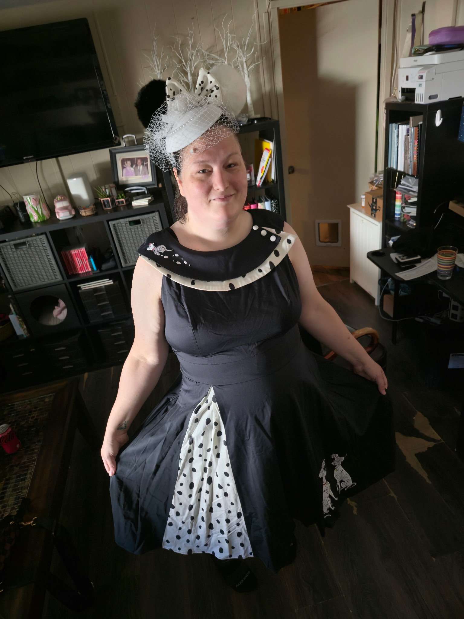 Disney bound outfit ideas with black dress and fascinator
