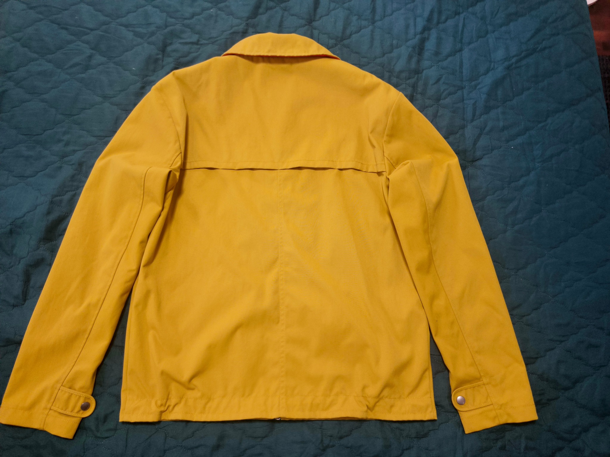 Adidas Spezial SPZL Holbeck mustard yellow jacket size Small but 