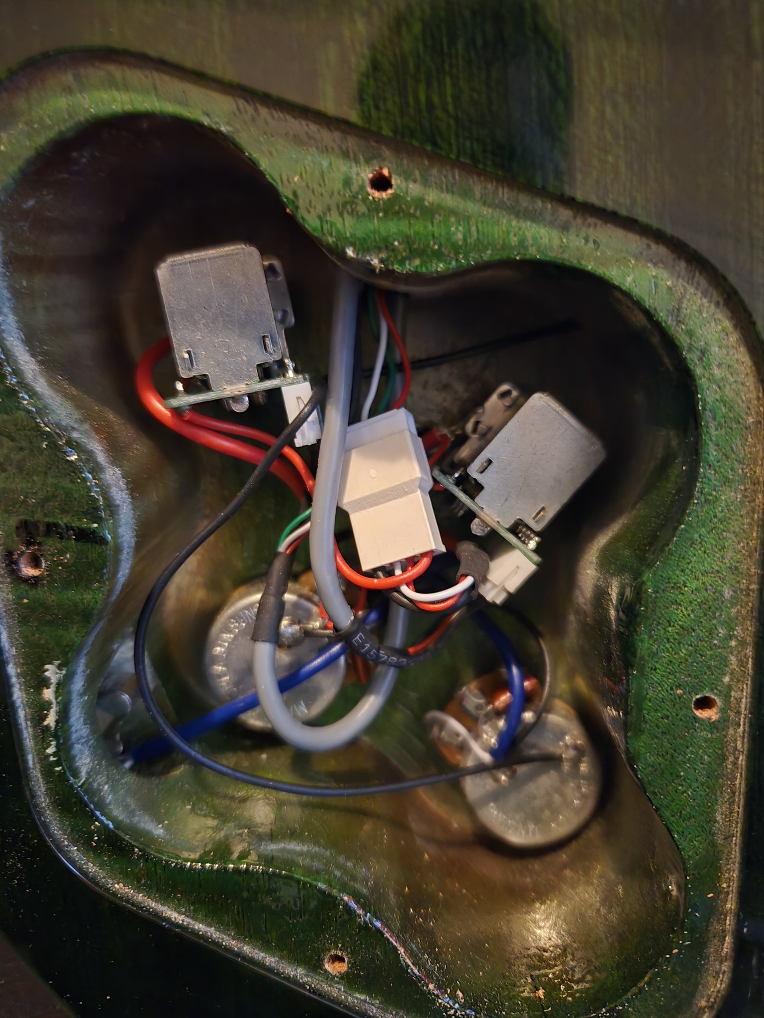 How to install Dimarzio Super Distortion in Epiphone LP Plus Top
