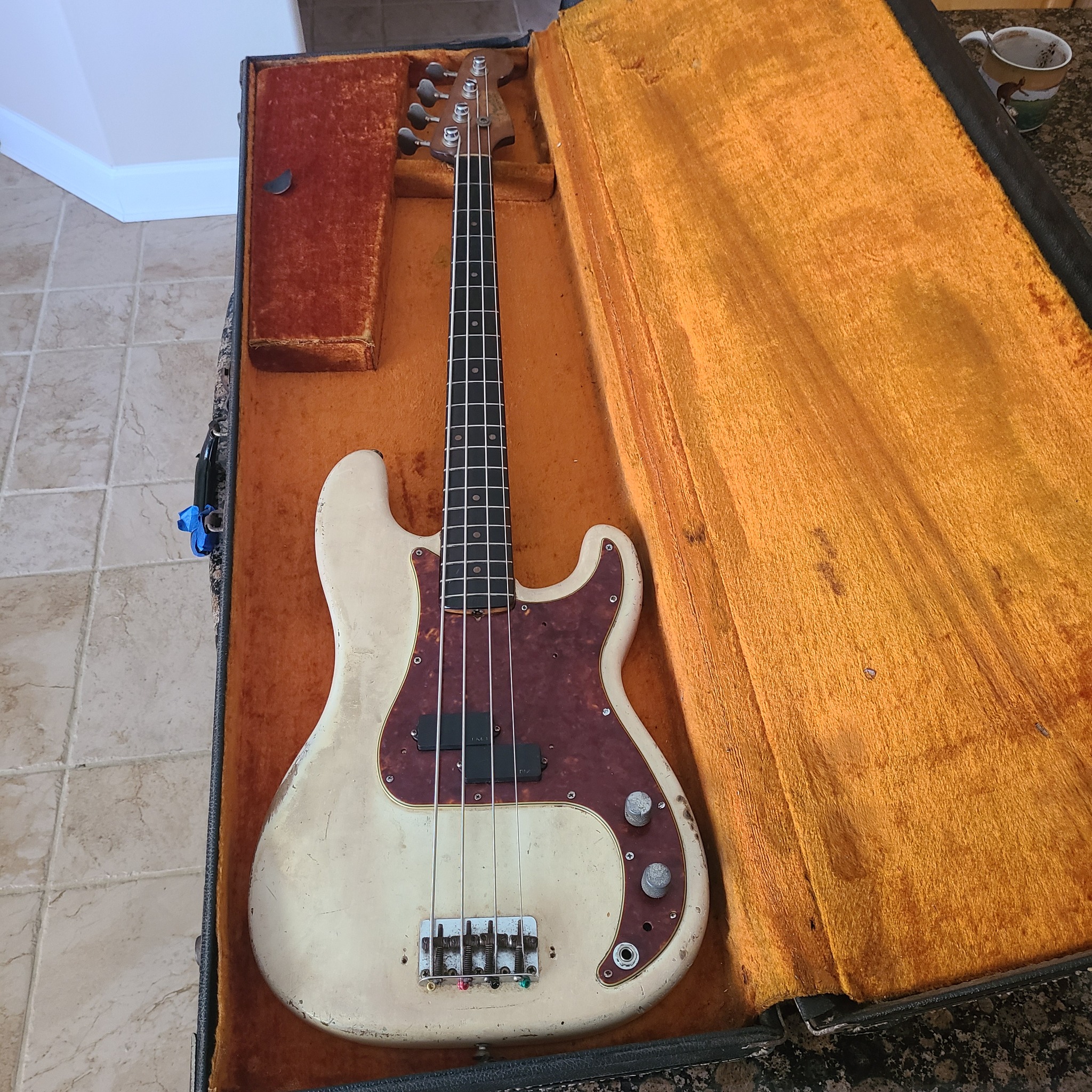 Experience with Fender Pure Vintage '63 Precision pick-ups on a