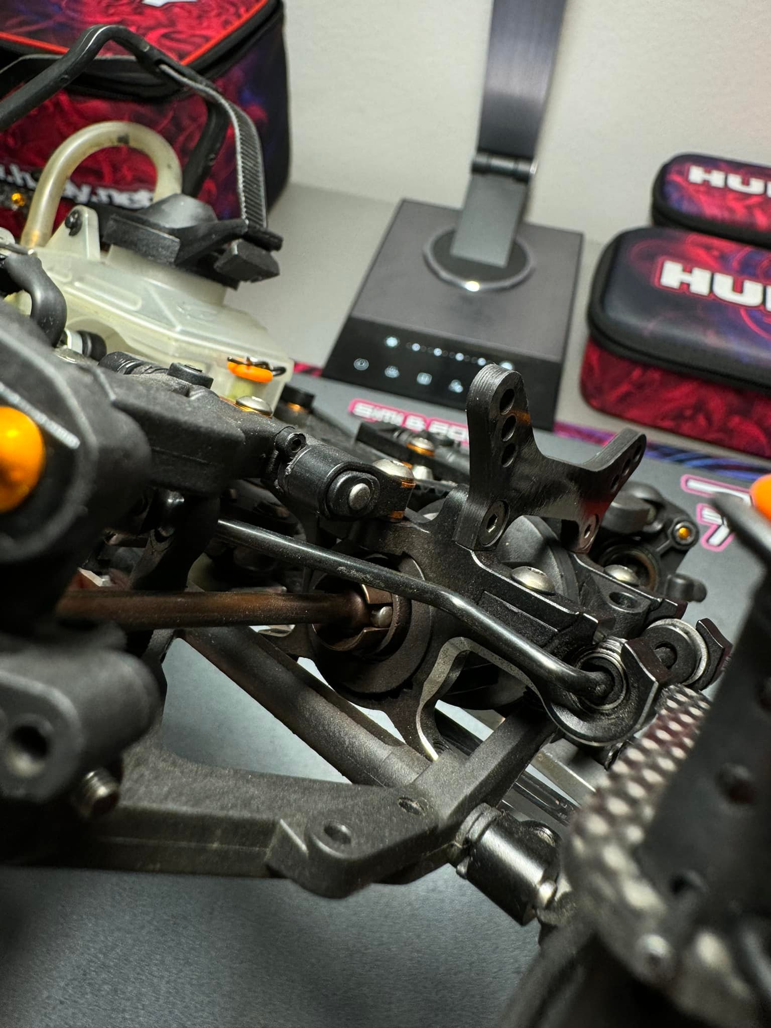 Serpent 750 Evo for sale. Drive train and chassis ran only 1 race