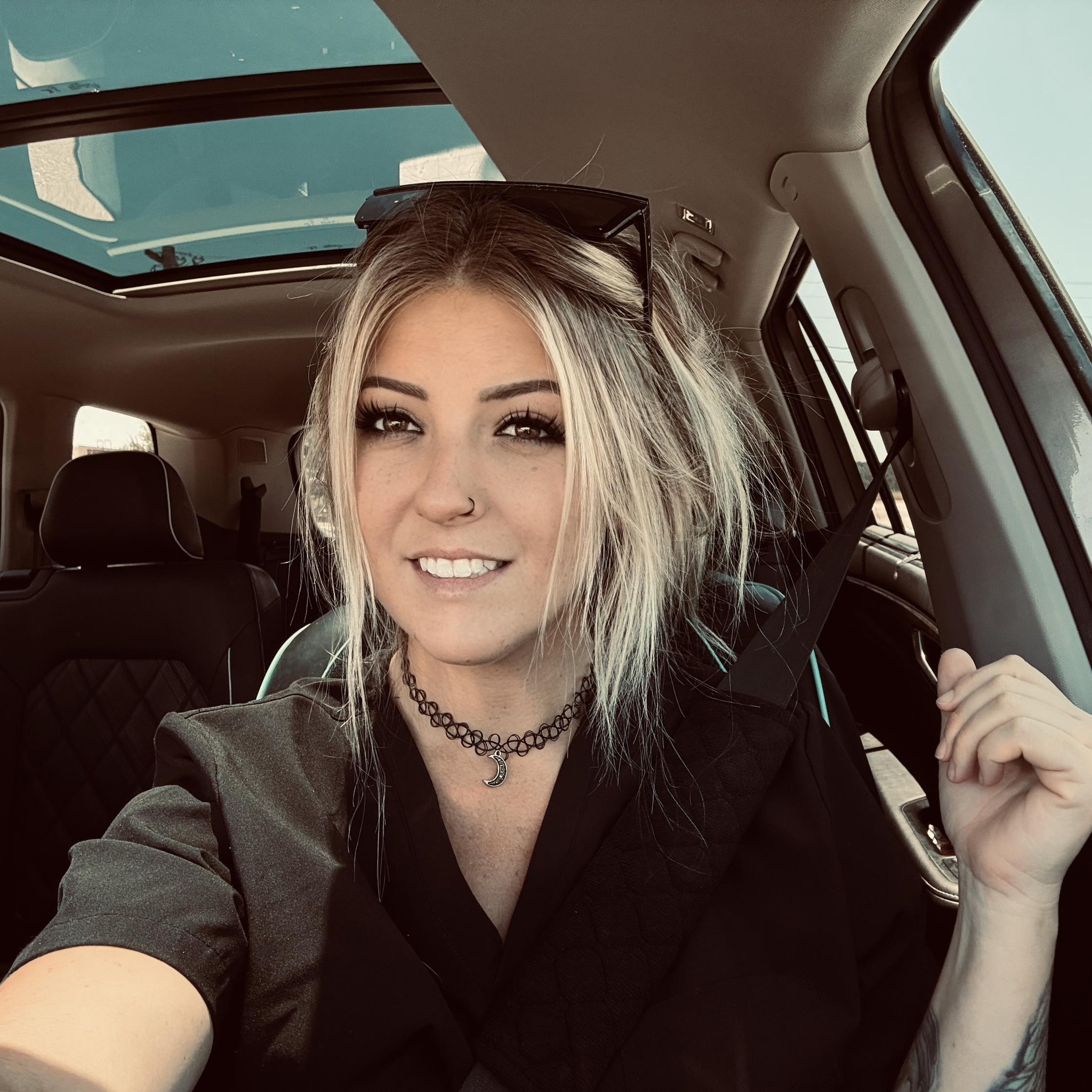 Chelsy様 Chelsey Dudley (@chelsey.sims.167) • Facebook