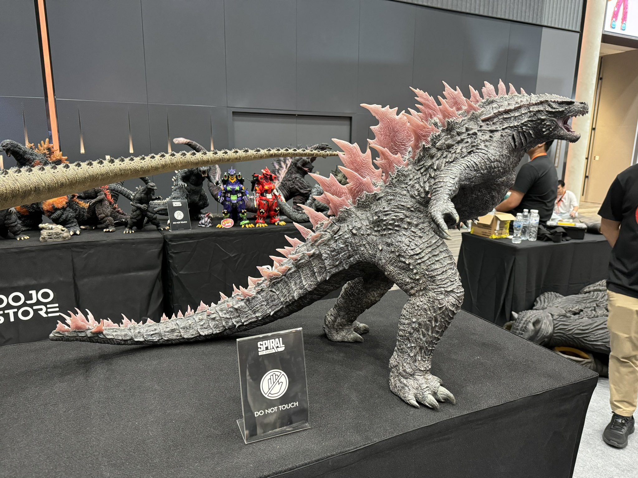 Spiral studio's evolved Godzilla size and details