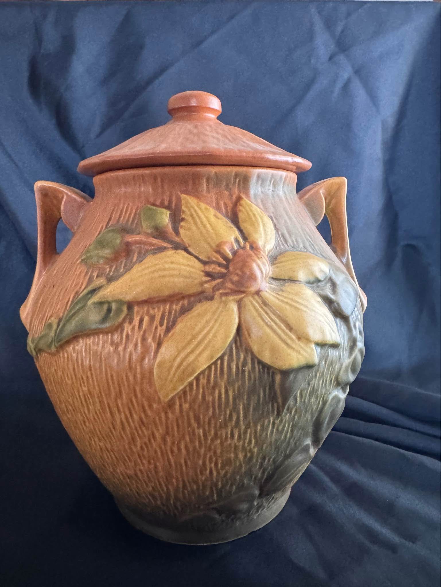 Roseville Cookie Jar 1944 Clematis Brown Yellow Green