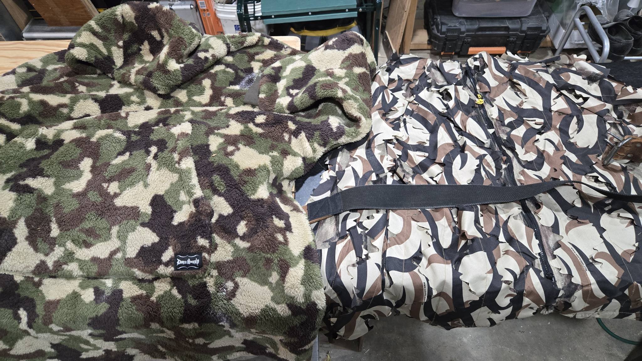 Deer hunting with effective camo patterns