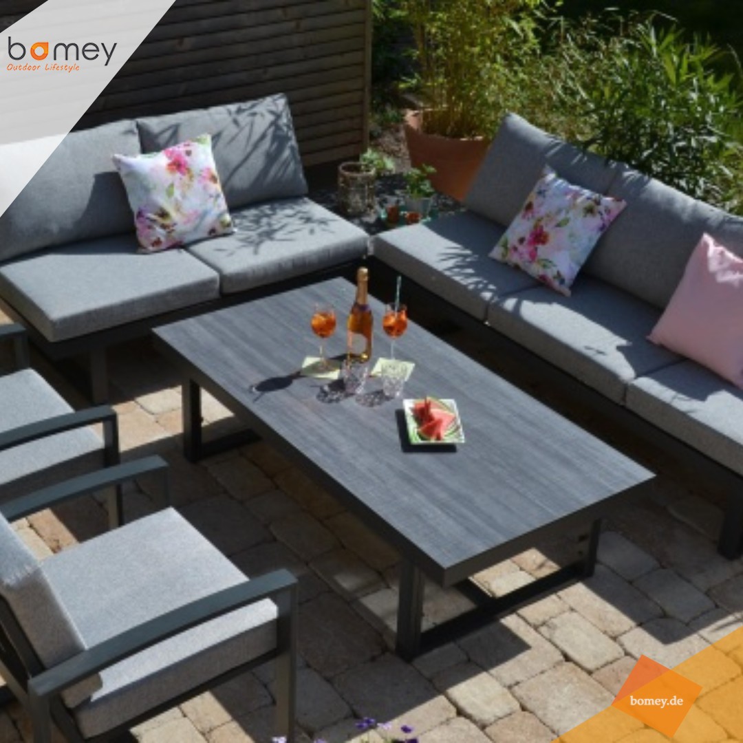 🌟 Neu bei Bomey: Ecklounge Santorini XL + Höhenverstellbarer Tisch 🌟 Bringt Luxus und Flexibilität in euren Garten mit der Ecklounge Santorini XL! Diese stilvolle Lounge wird mit einem höhenverstellbaren Tisch (160x80