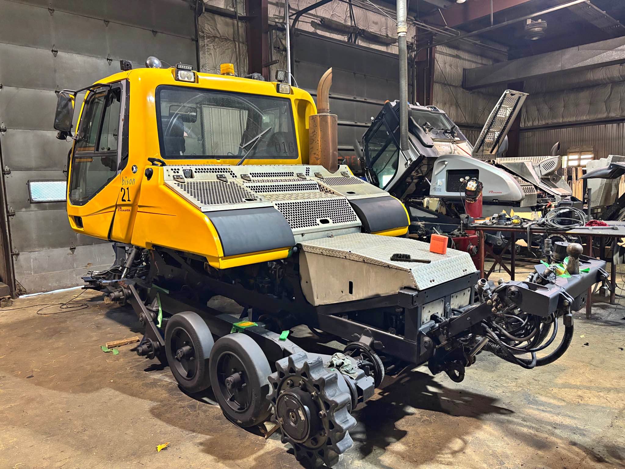2008 Prinoth bison (br 350) - Commercial Vehicles - Chelsea, Quebec ...
