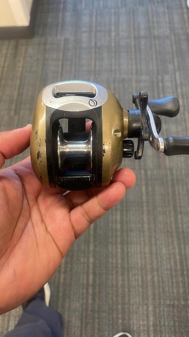 circular fishing hooks Berkley Fusion19 Circle 3/0 cat:reels-spinning Color:Glow Red Head so keep the line Pickup for 400pc whole