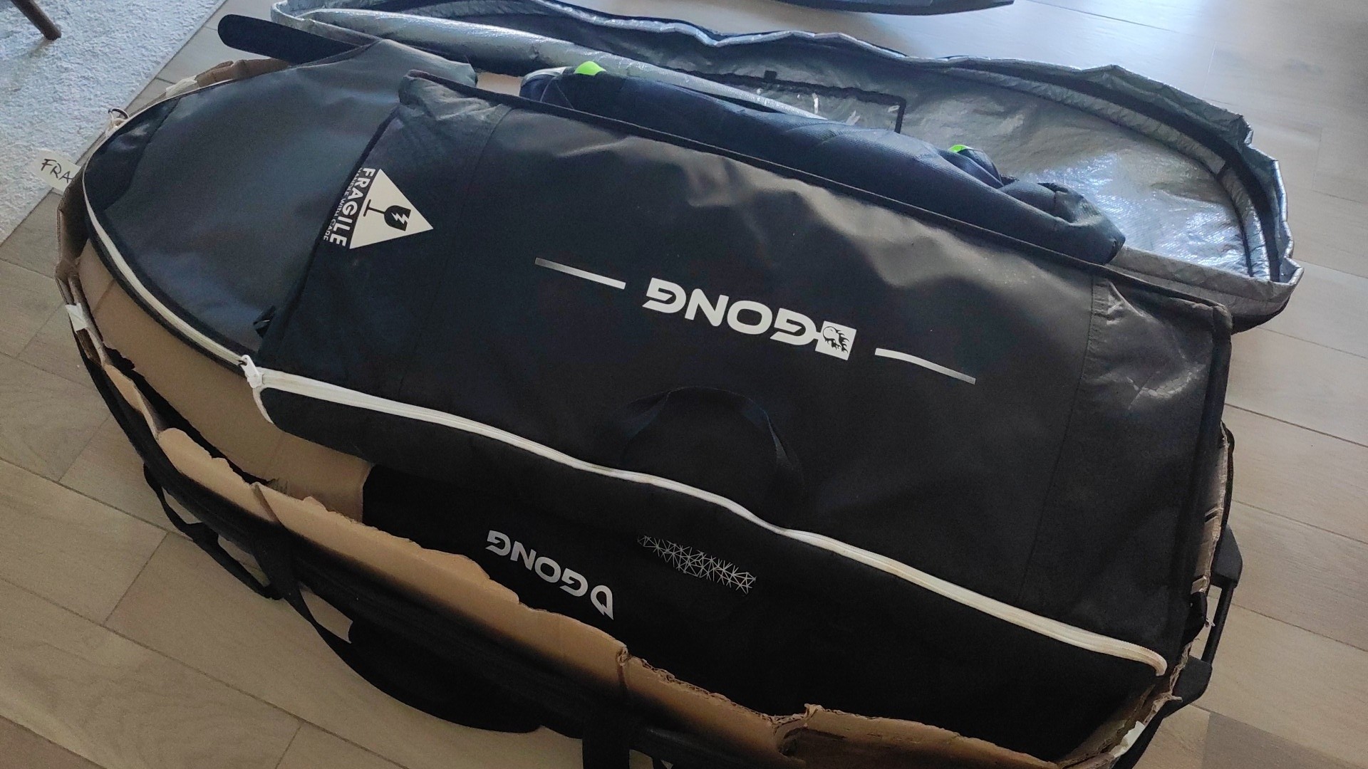 Just got the dakine wing travel wagon 6