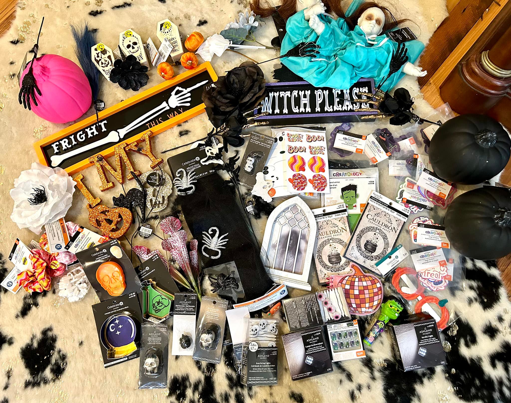 Michael's 10 mystery box haul for Halloween crafts