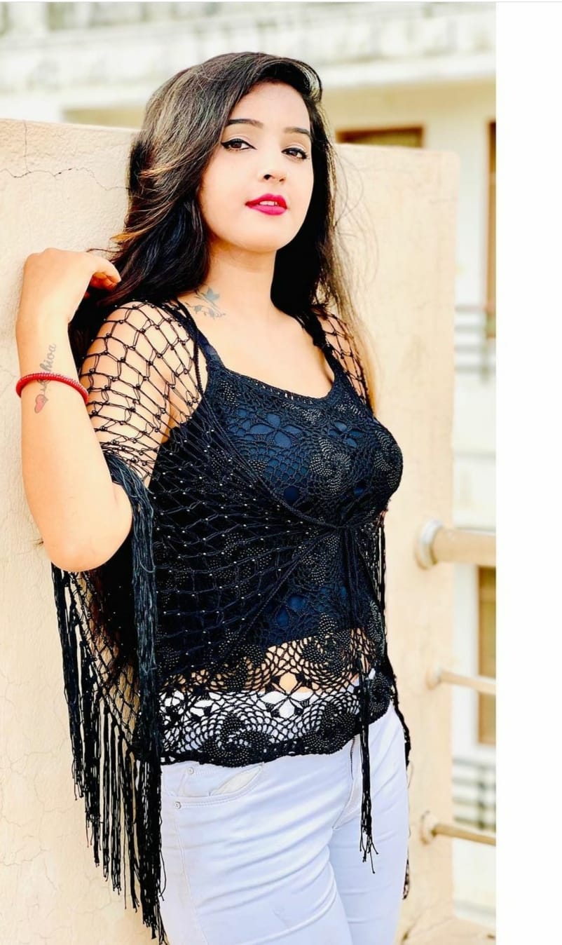 Neha Pathak | Facebook