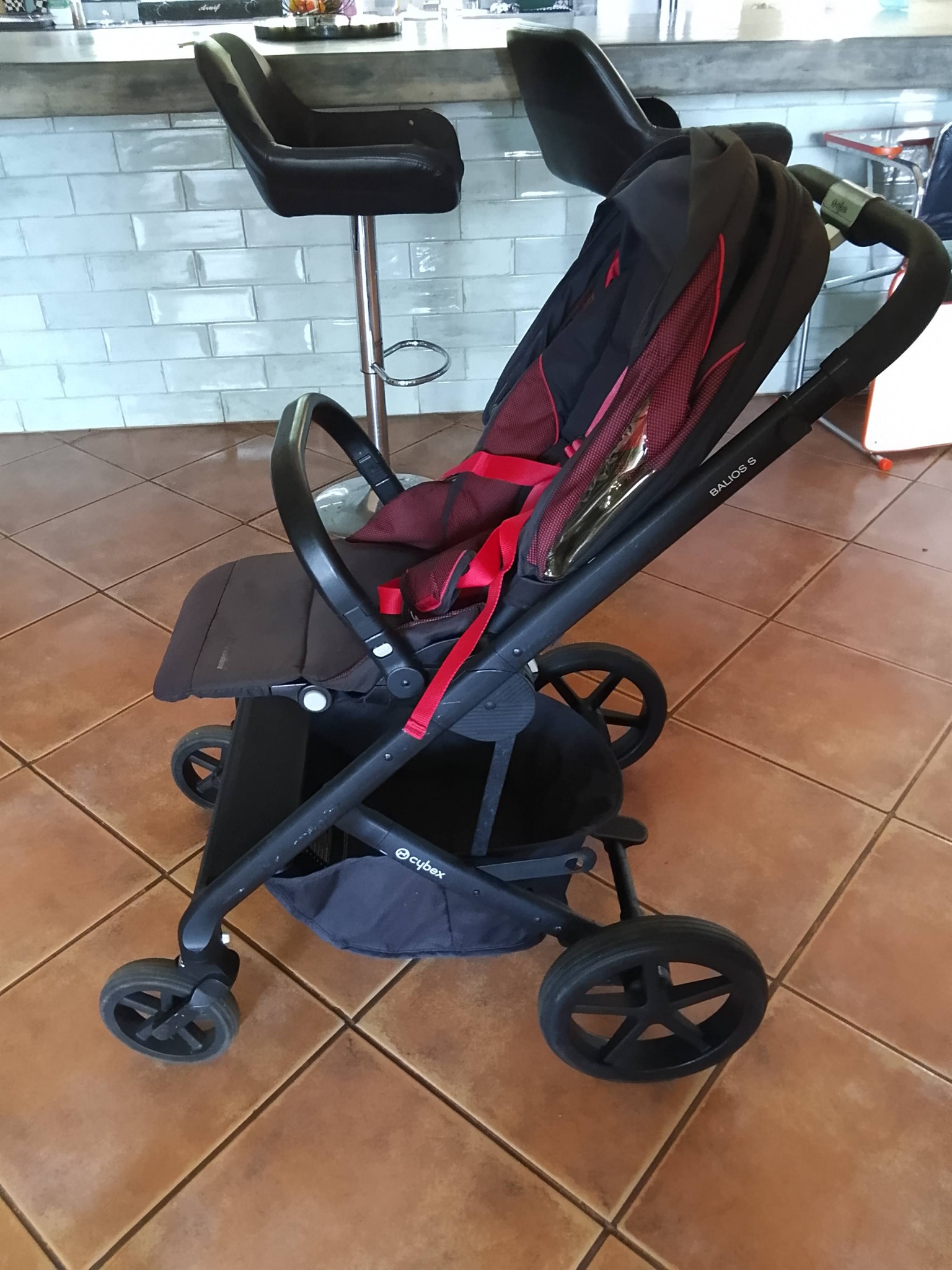 stroller liteway chicco — Cullen's Babyland & Playland Peg Perego 项目:: Photos, Model:JW-BW-300C boo window Adjustable leg addfeatures:app connectivity