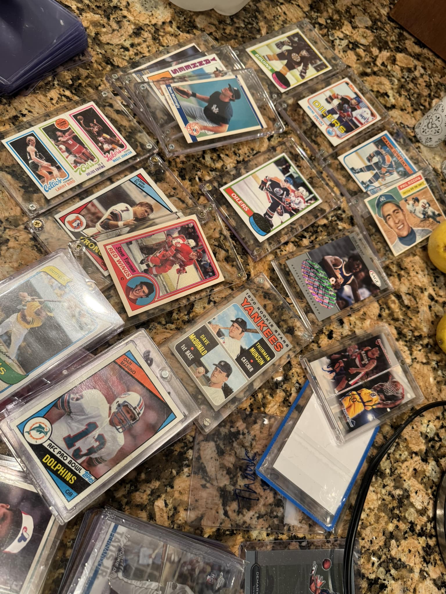 topps cards sleeves Easy Glide Soft Tobacco/Mini  Cardshellz BCW Resealable Graded Card Sleeves are an acid free 200 Card Sleeves Hard Plastic,