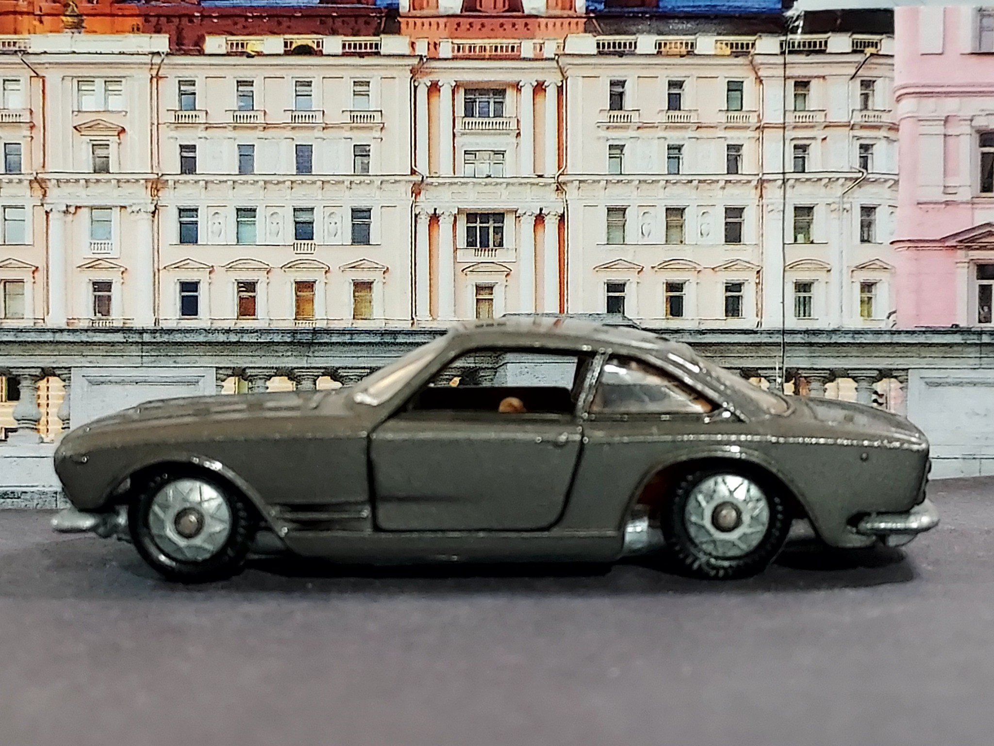 Penny Maserati 3500 G.T. 正 TIER り ПИЛТТИИИИ. mMnA  山きだ