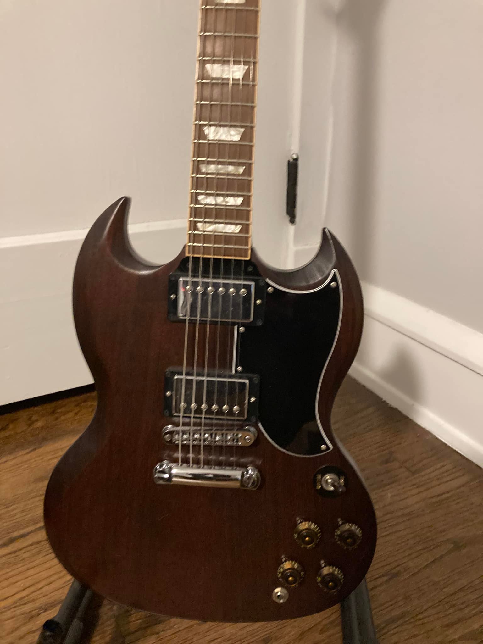 Gibson SG 2011 Reissue with Roasted Maple Board