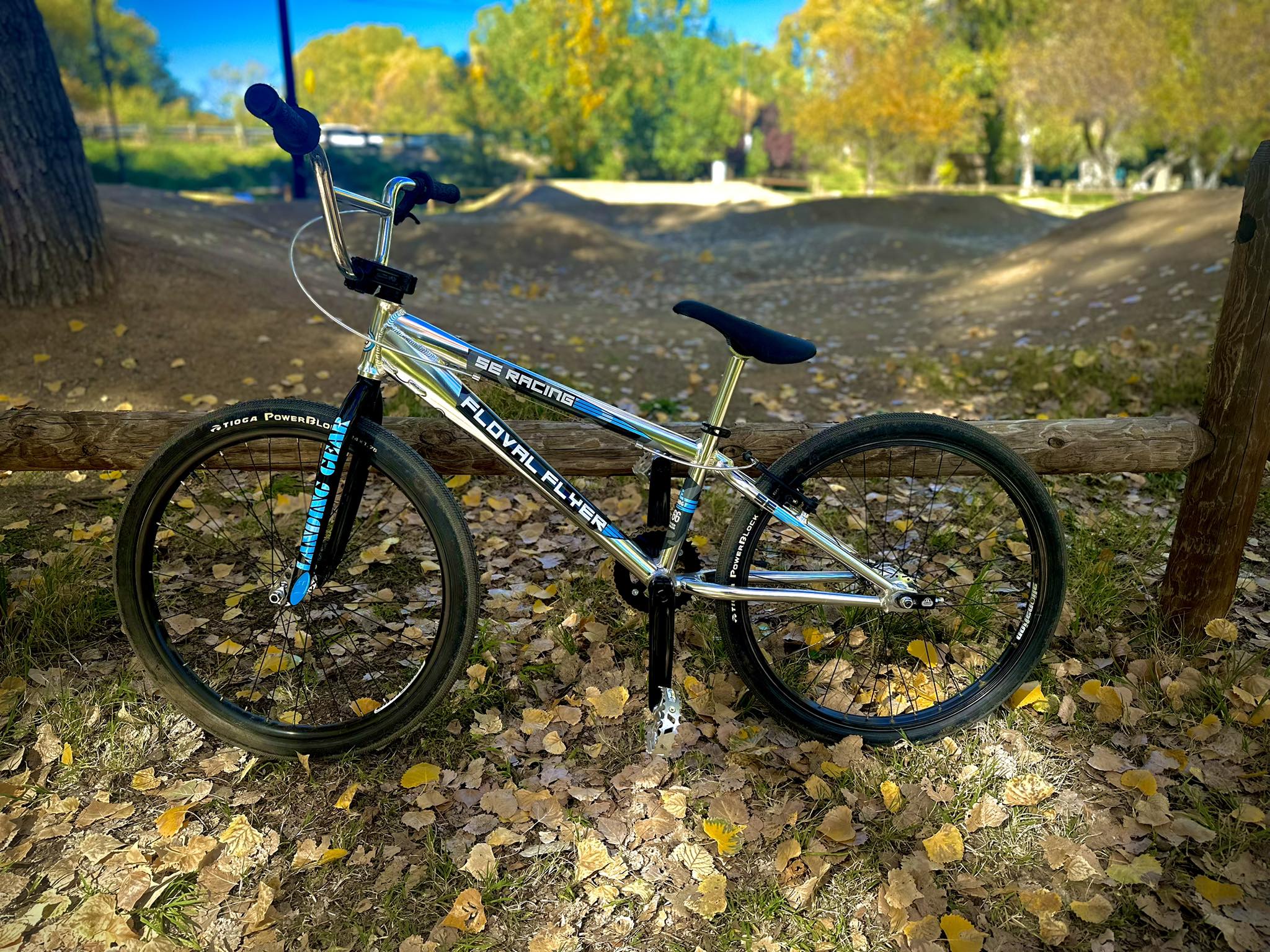 Did over 20 miles today on my new SE Floval Flyer loving this bike