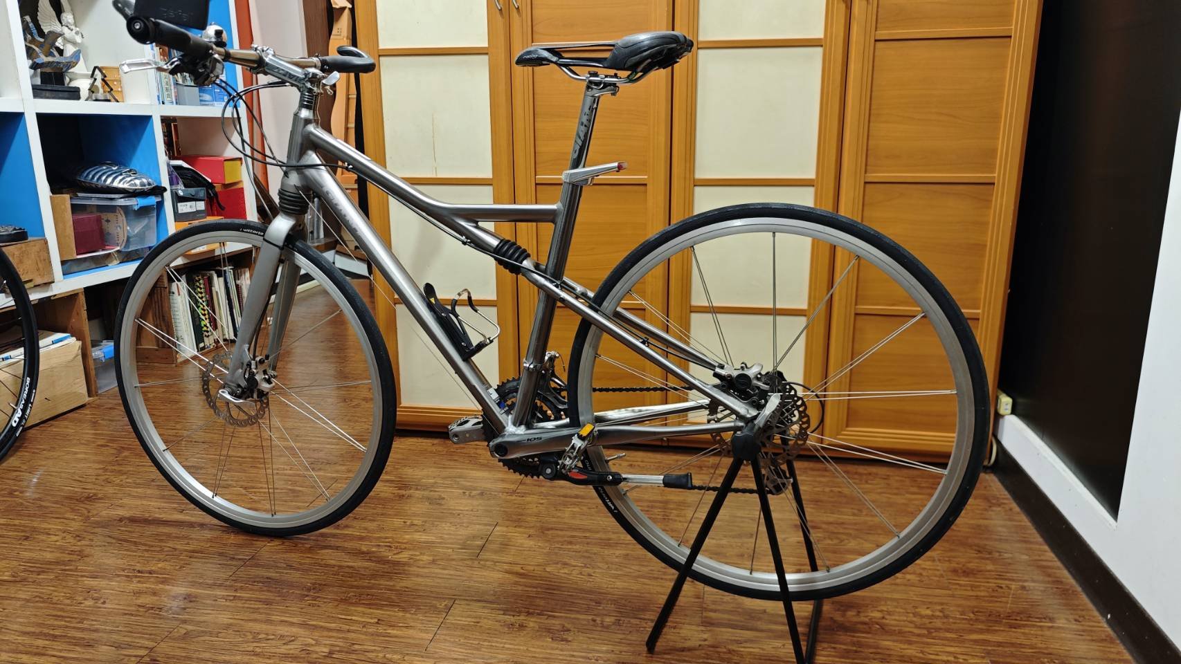 秒殺售出~~~ 【品名】：GIANT ACCEND ONE 30段SHIMANO 105 變速-碟煞 