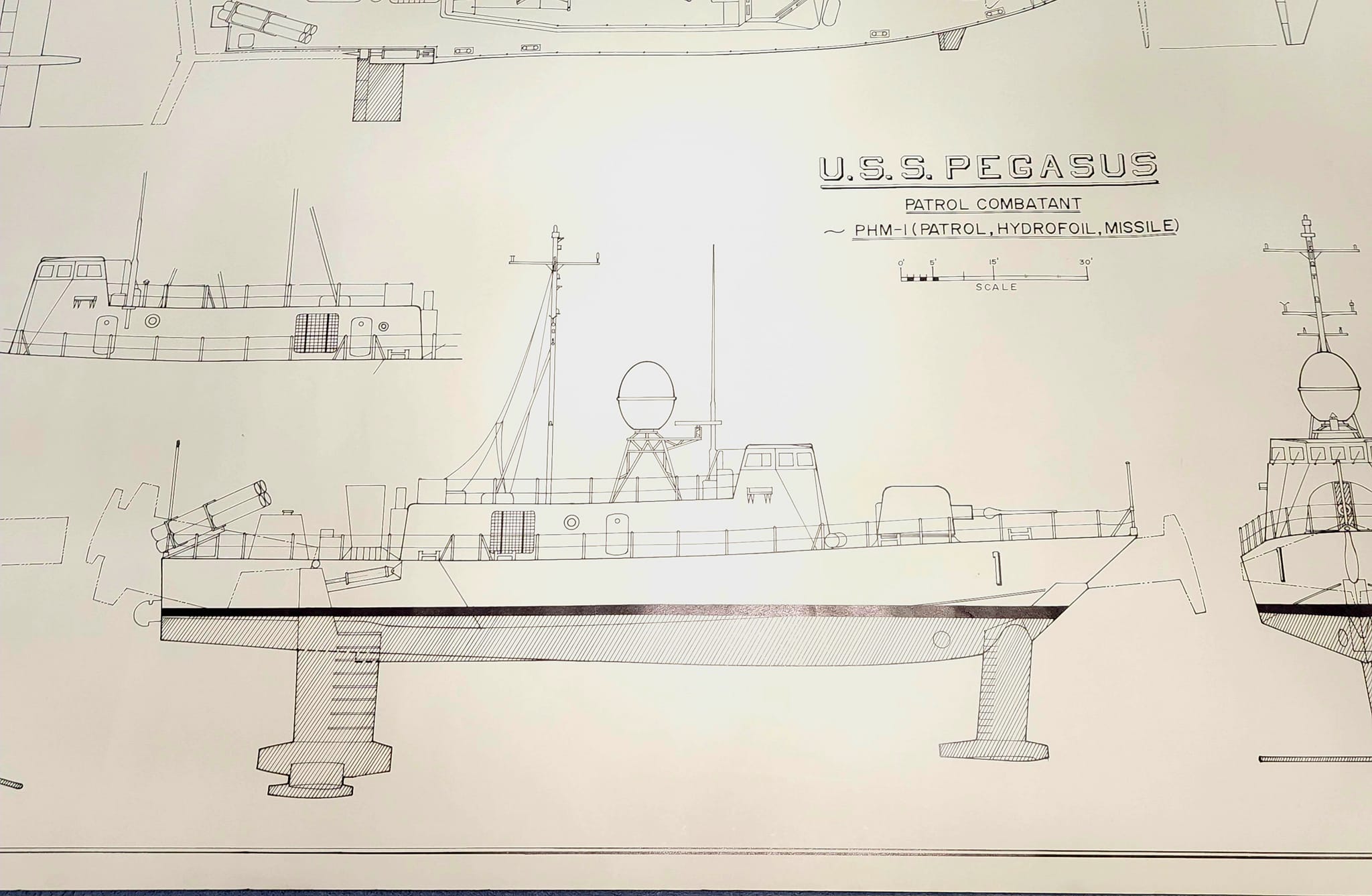 Kit Modélisme Hobby Boss USS PEGASUS PHM-1 à L'échelle 1:200 - Neuf En Boîte - Maquette Bateau Militaire