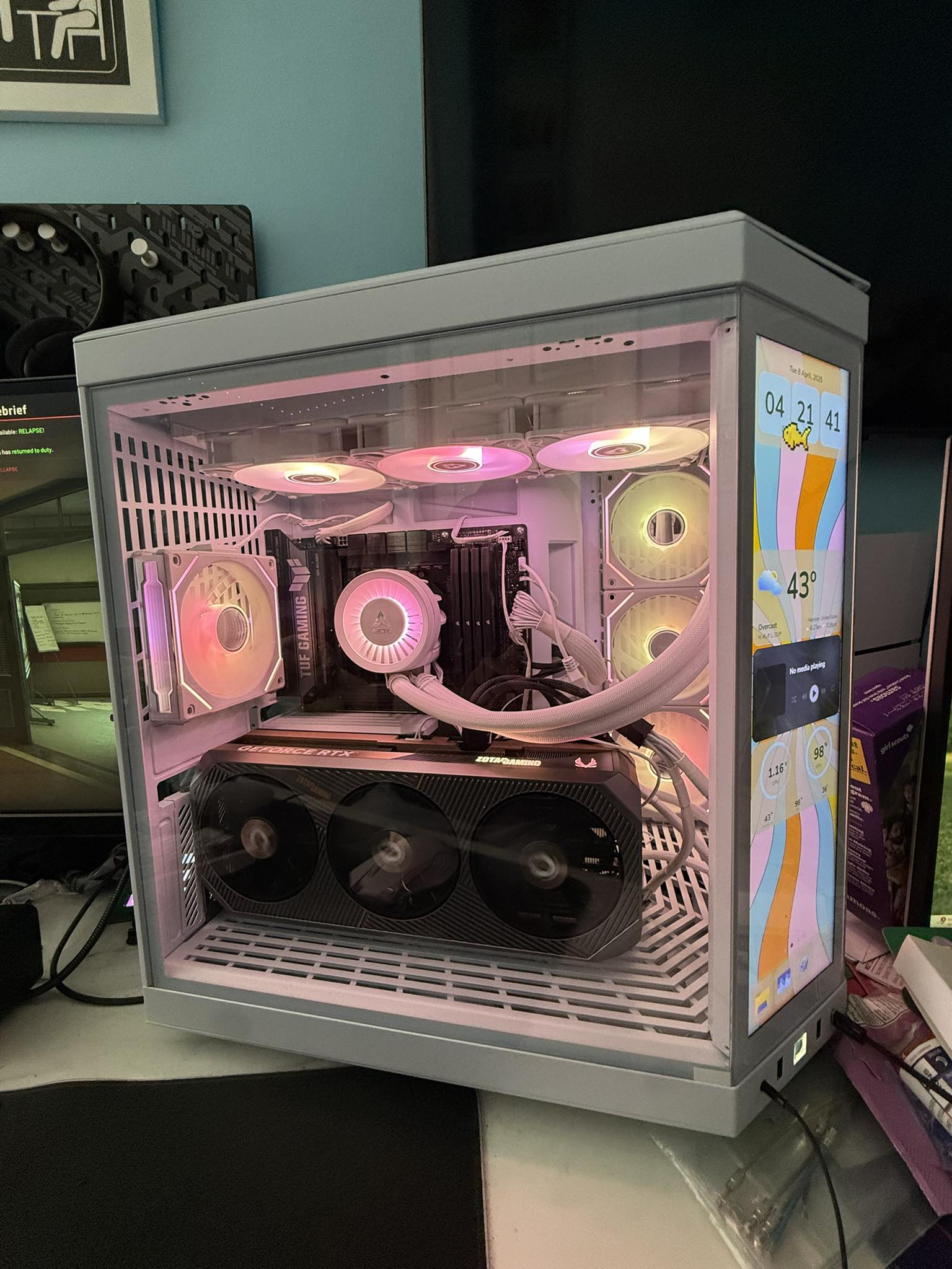 PC Builder and Setups Community | Hey everyone what do you use ...