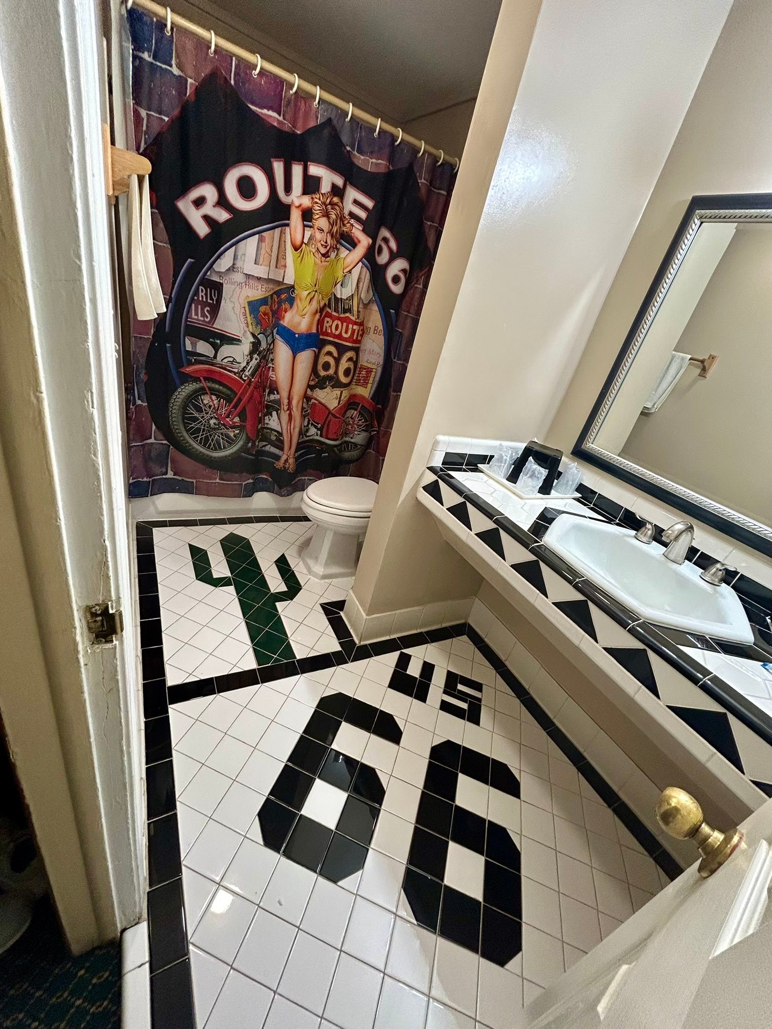 Desert Hills Motel in Tulsa offers unique retro amenities