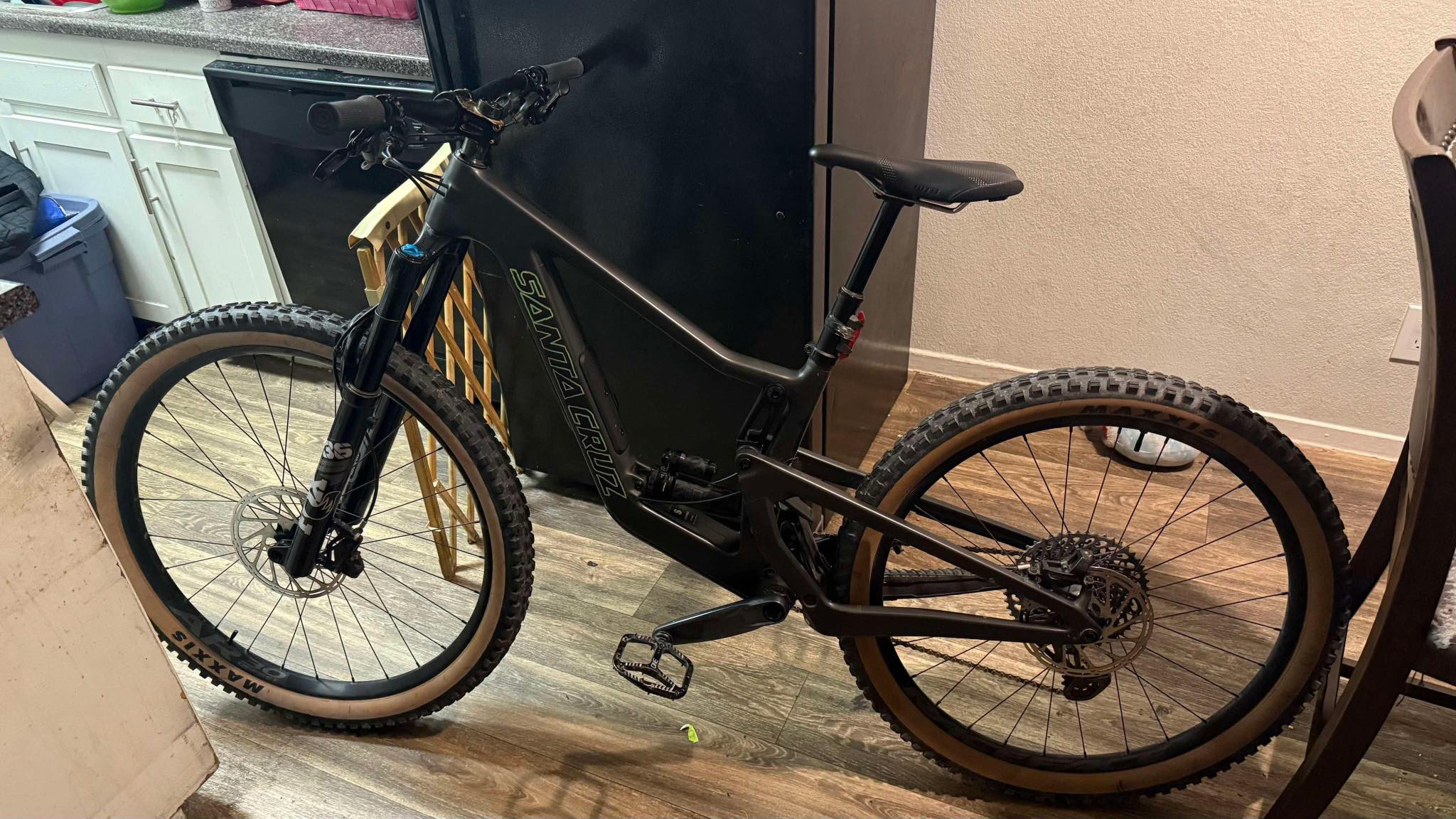 What is a fair price for a 2024 Santa Cruz Bronson C in Las Vegas?