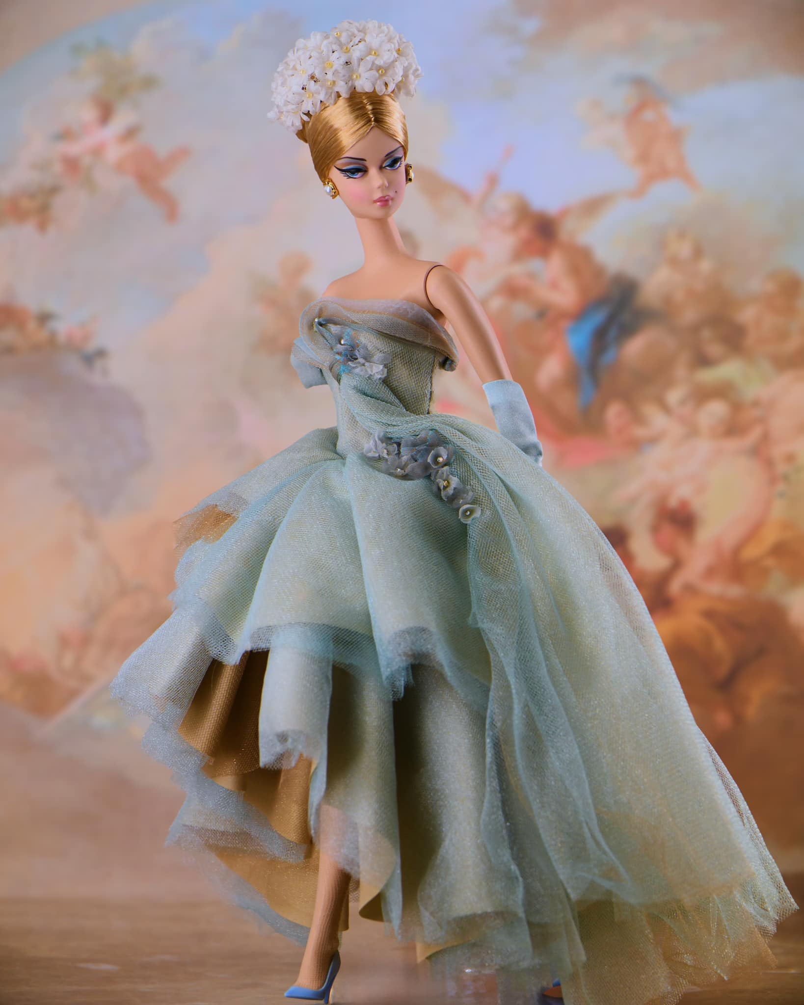 Blue Delight” with stolen magic silkstone Dress was gifted ?