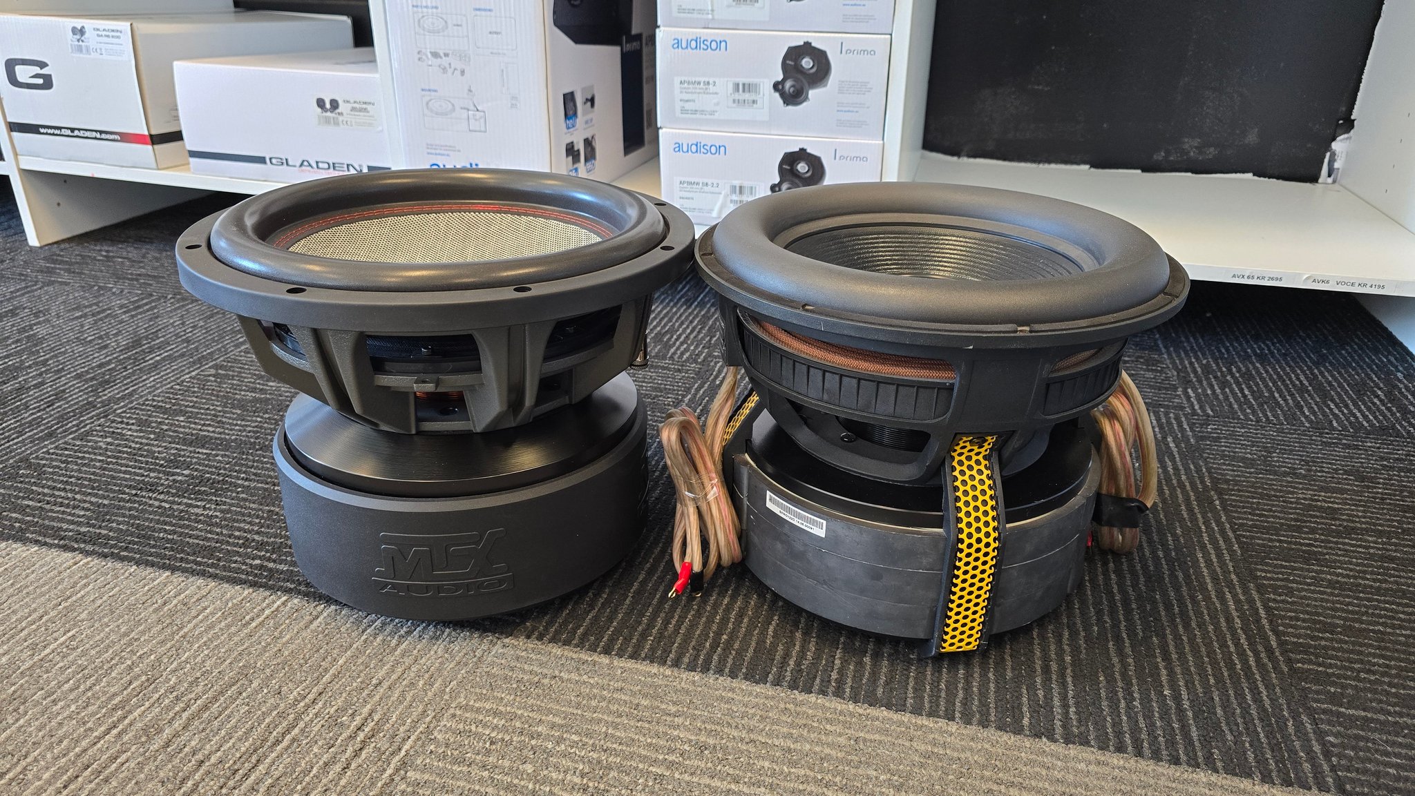 Cerwin-Vega SPRO122 and MTX RFL12 員7 G 위십 audison 전인버 ดรักา
