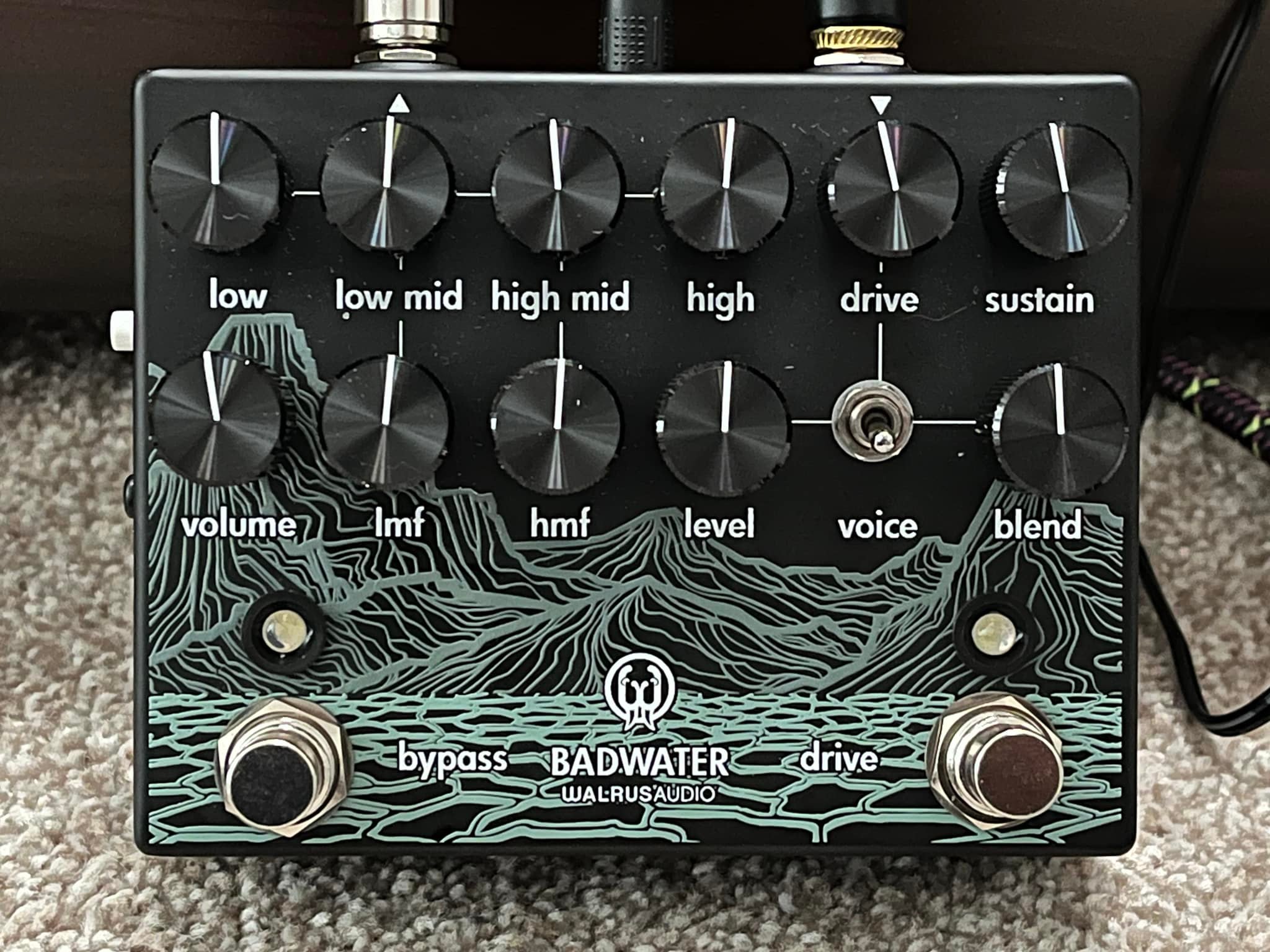 Is high noise level normal with Walrus Audio Badwater pedal?