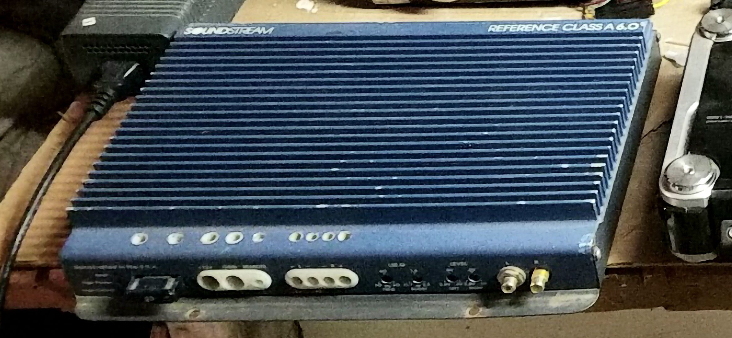 SOUNDSTREAM REFERENCE CLASS A 6.0アンプ