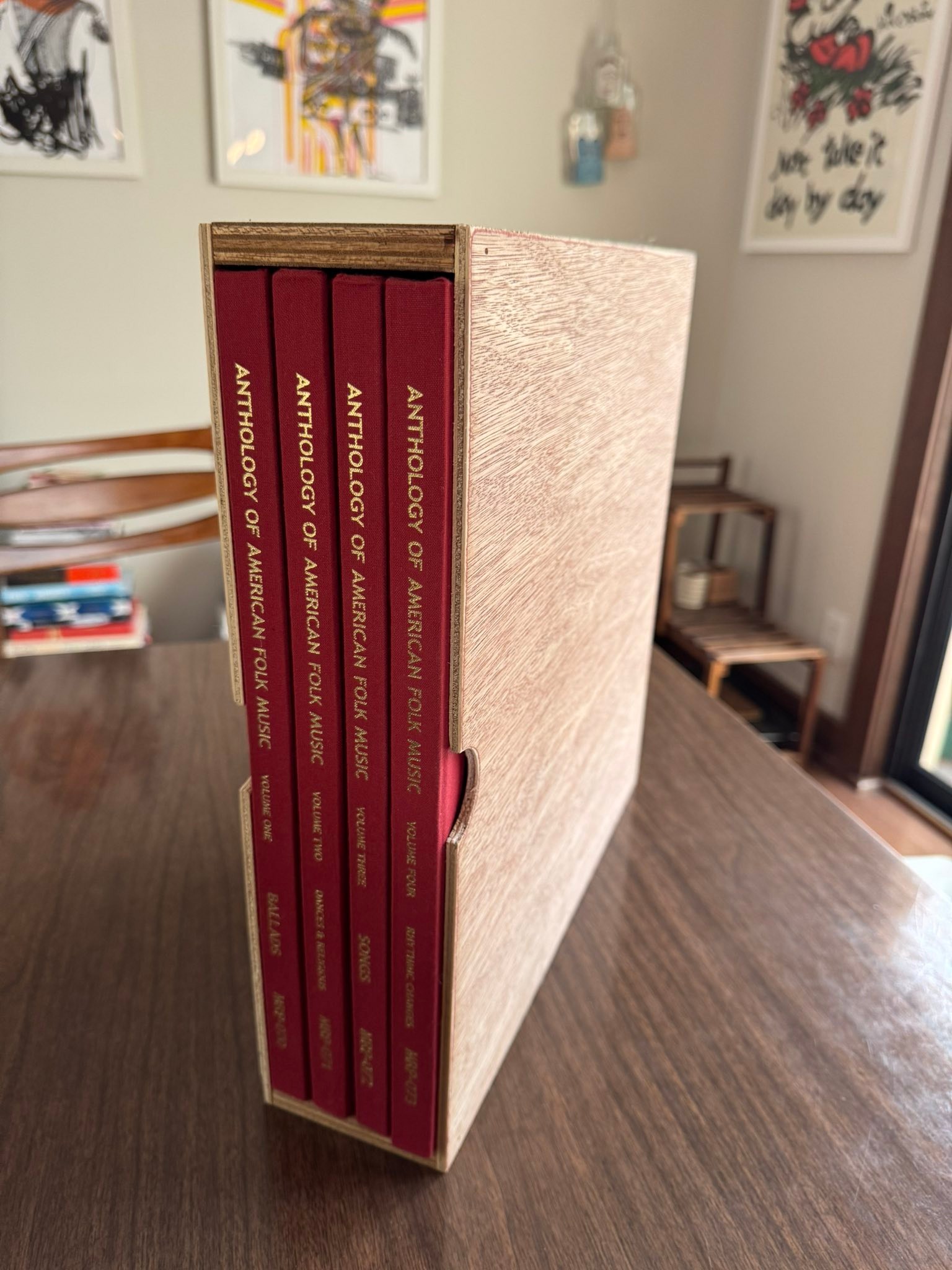 Reissue of american folk music anthology