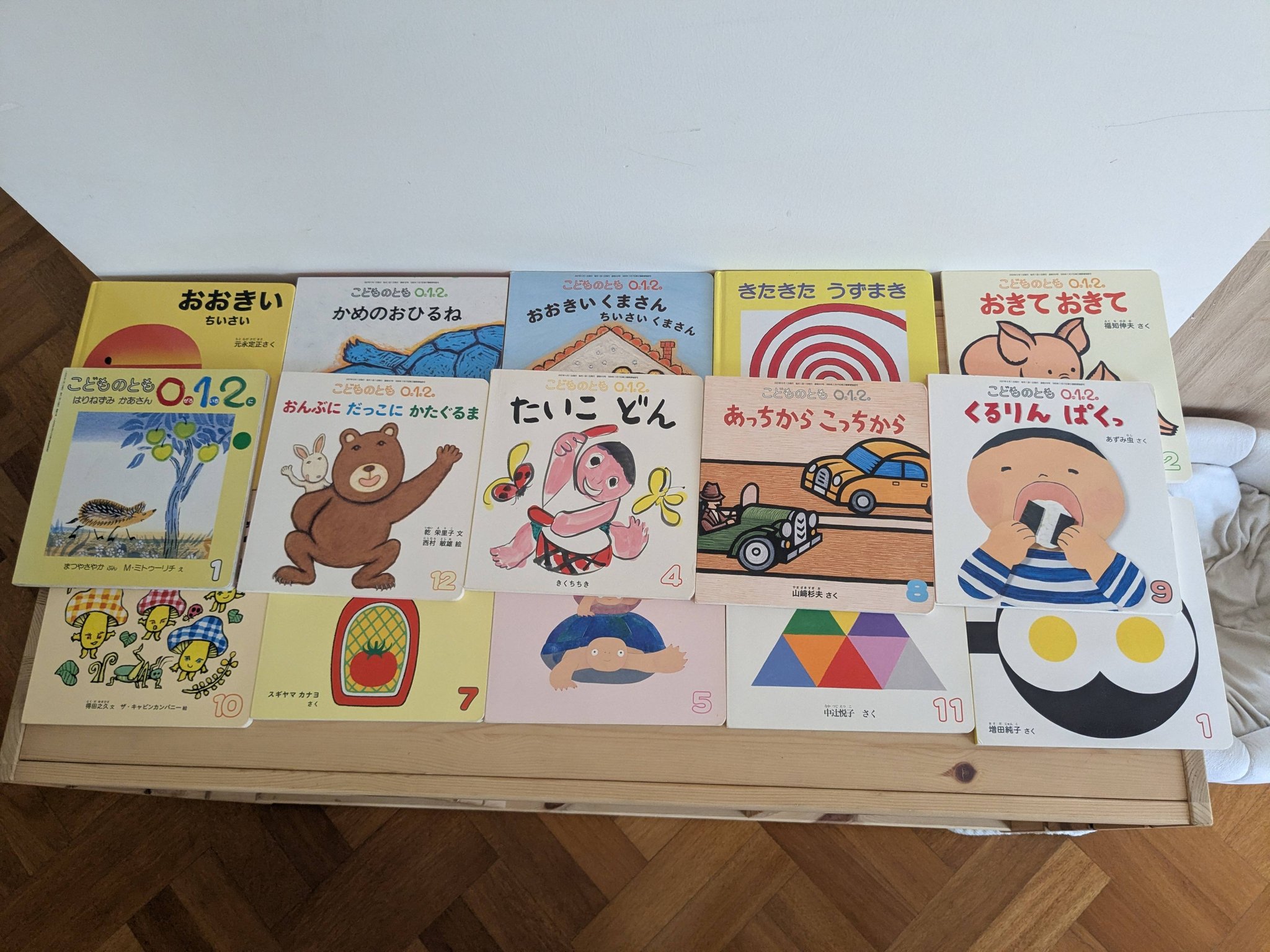 取り引き先決まりました。 日本語絵本まとめて25冊。 合わせて$30で 